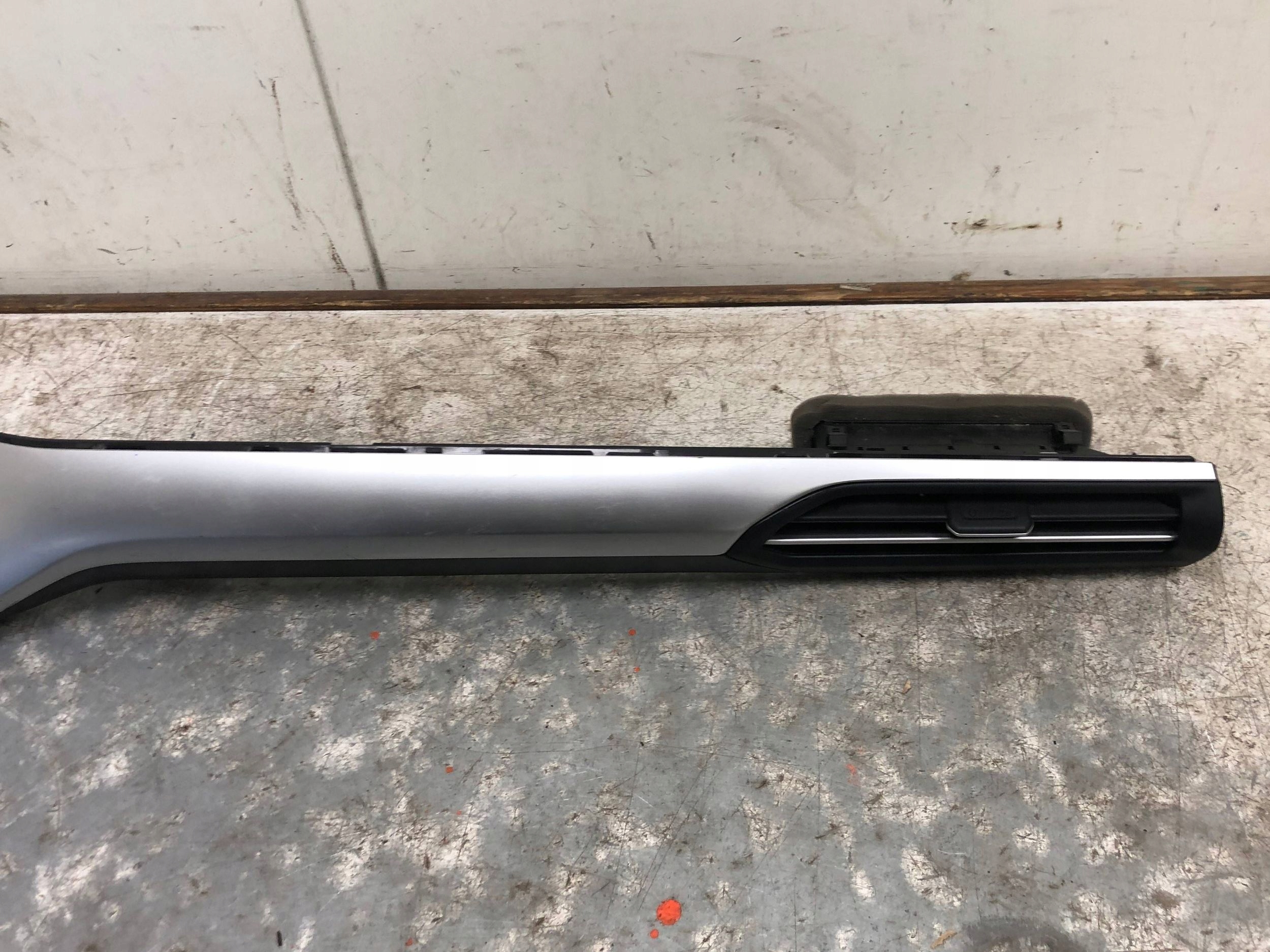 Moulage DEKOR Console VW ID4 ID.4 11B858416T