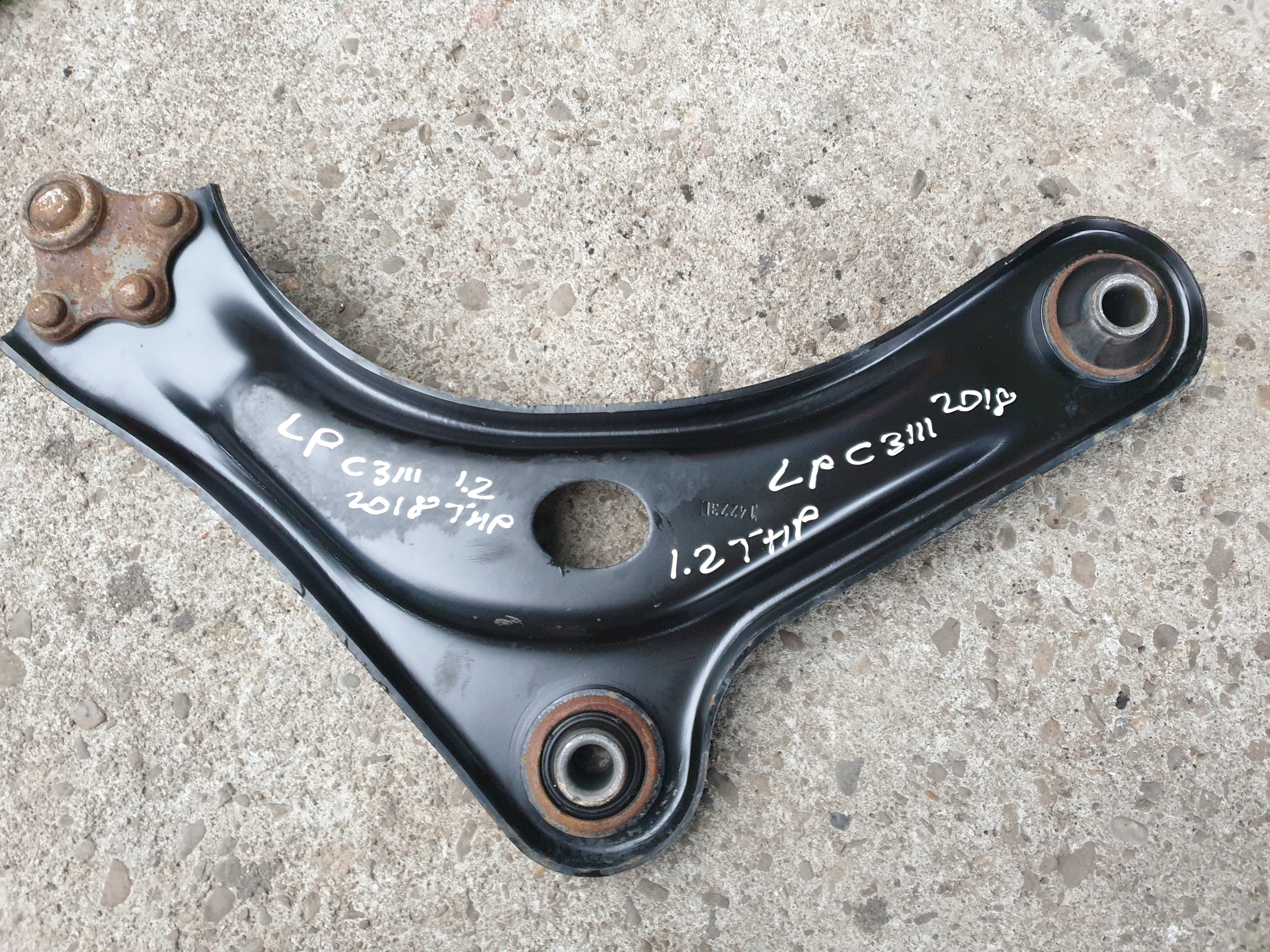 arm front CITROEN C3 III 2016- left