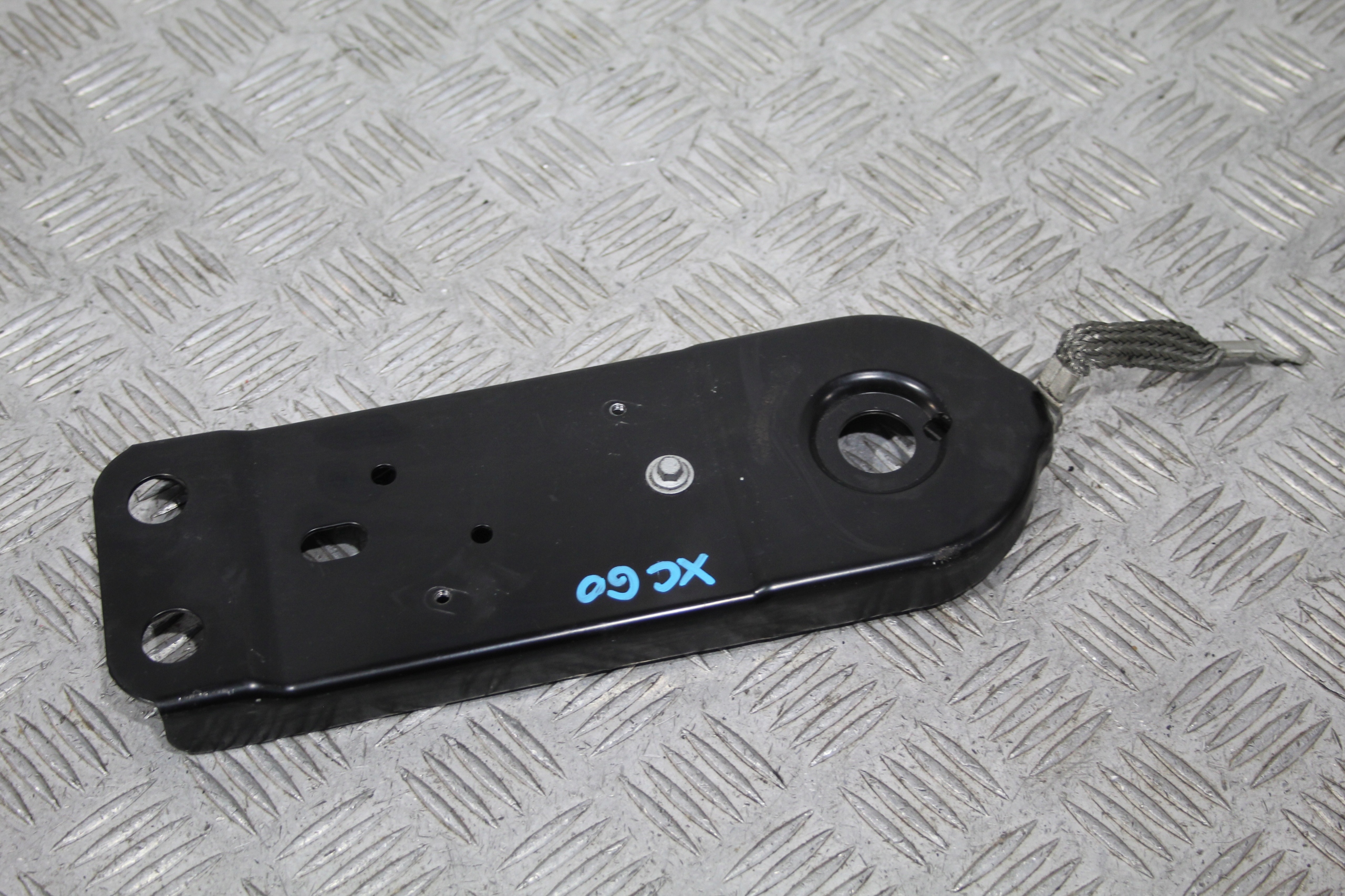 SUPPORT SUPPORT PLAQUE VOLVO XC60 II 2 LIFT