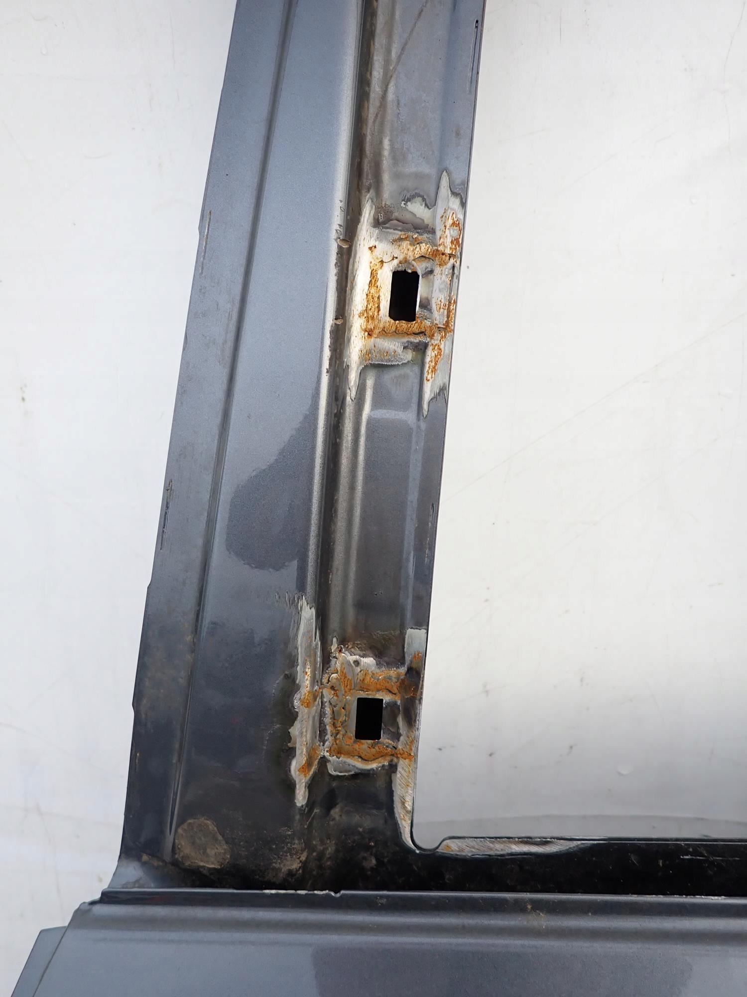 AUDI Q5 and 1 8R 08-16 door rear part rear. left