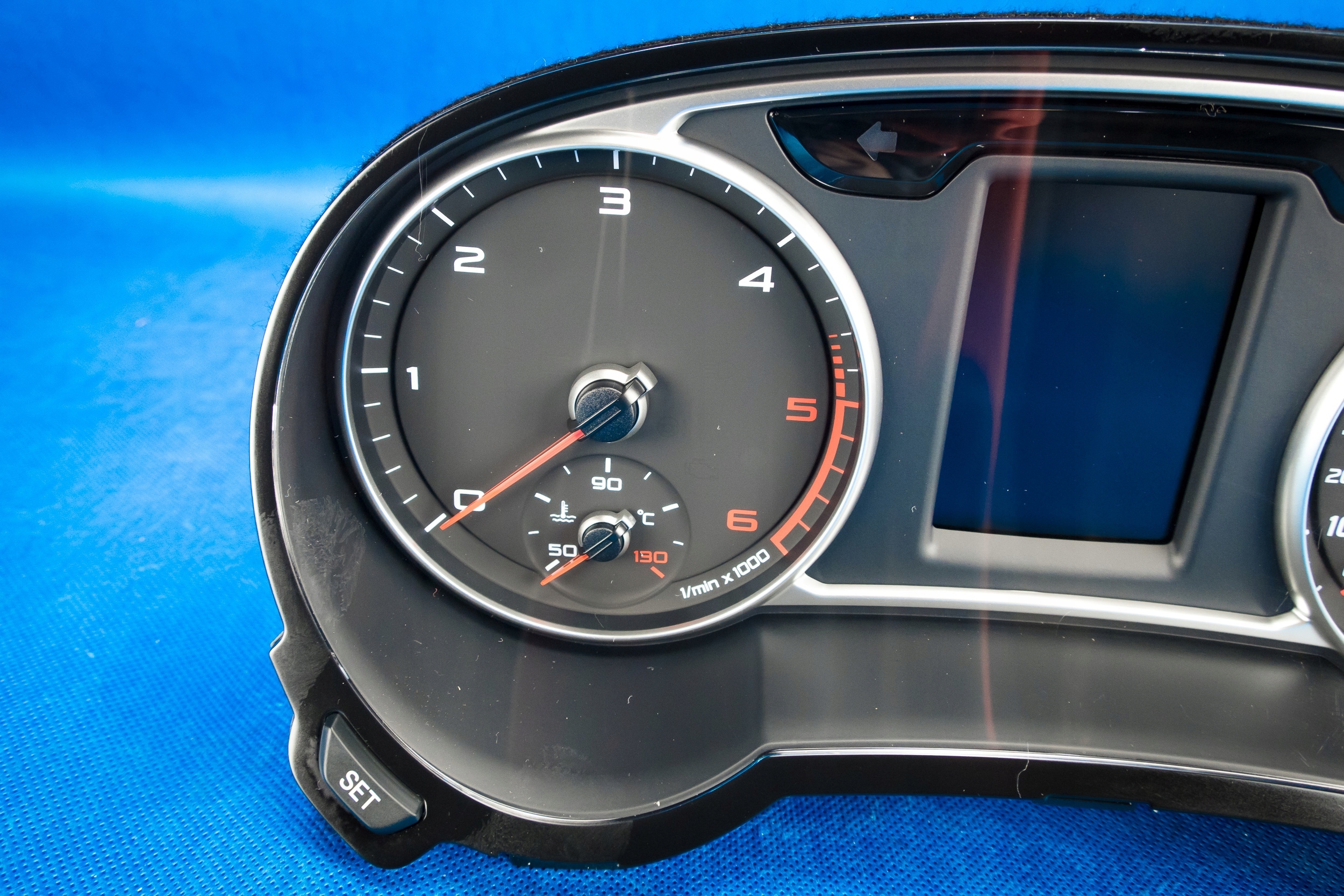dials dials clock Audi A1 8XA920930B LIFT