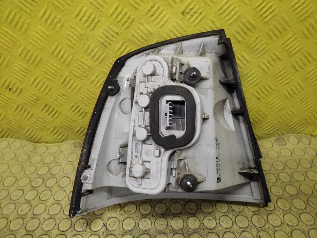 OPEL ASTRA G light right rear part 90521544