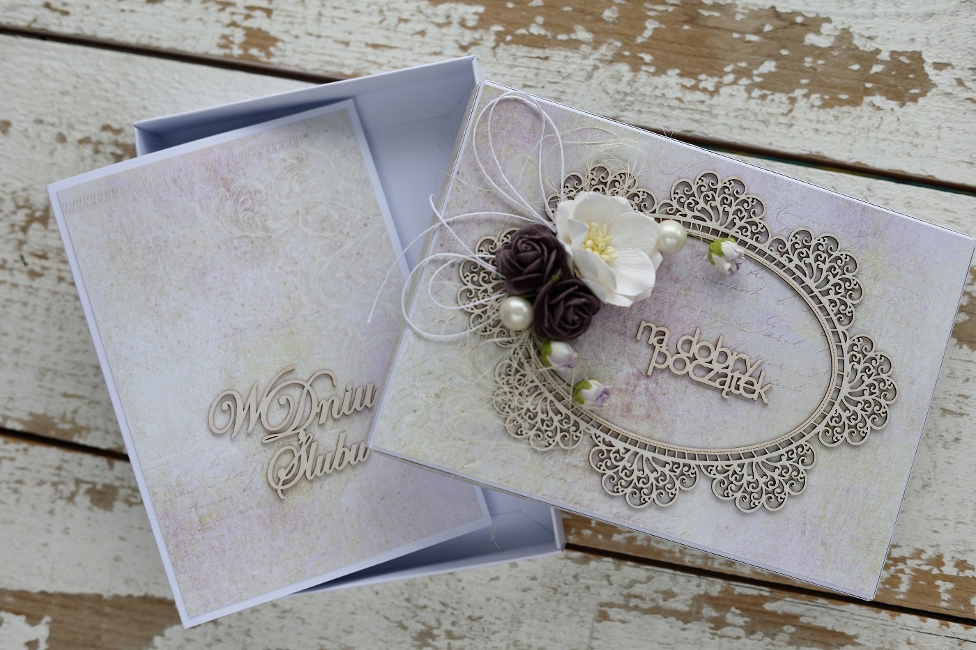 Květinové svatební přání s krabičkou na peníze