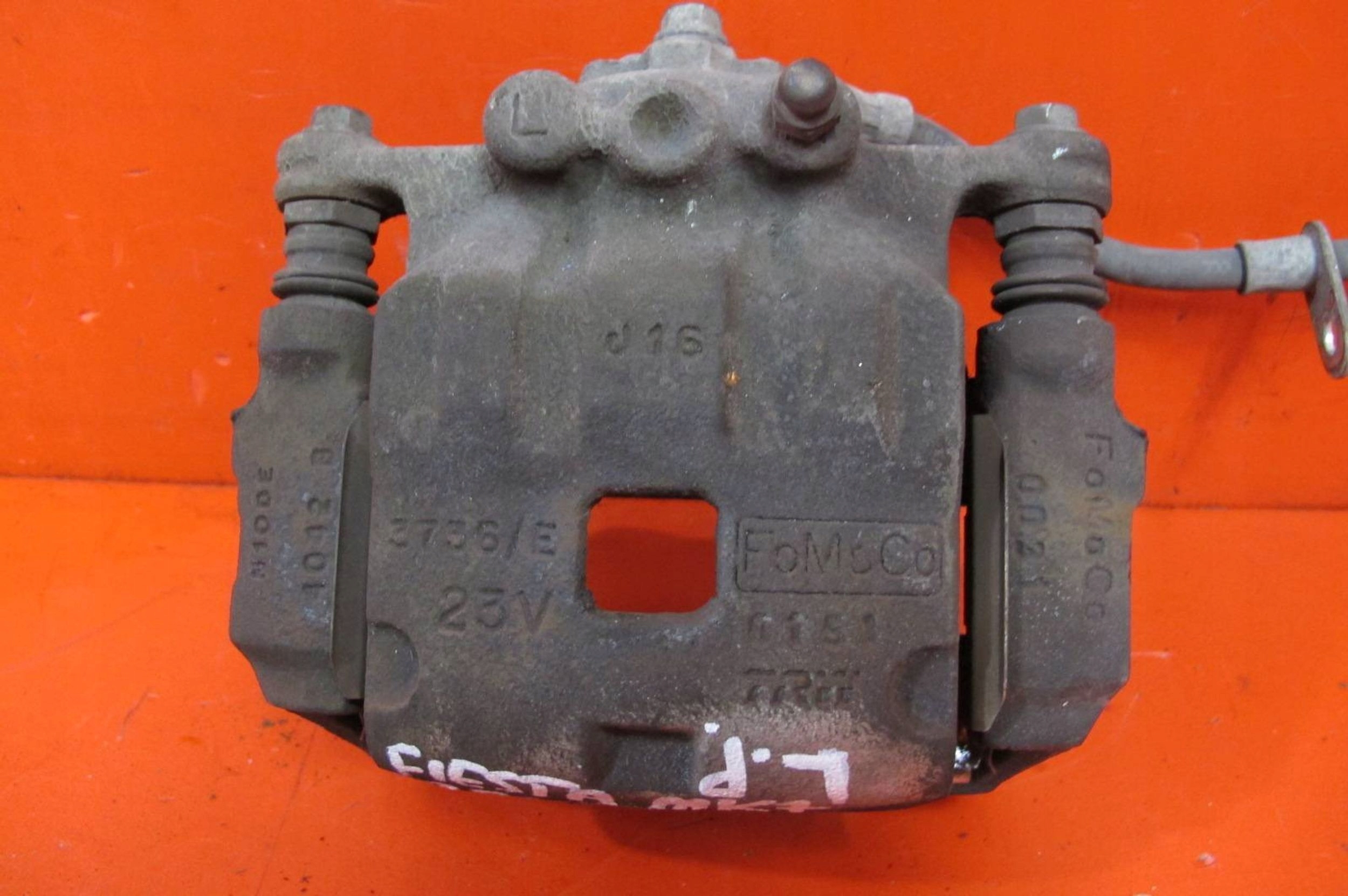 Ford Fiesta MK7 JA8 08- caliper brake JARZMO left front