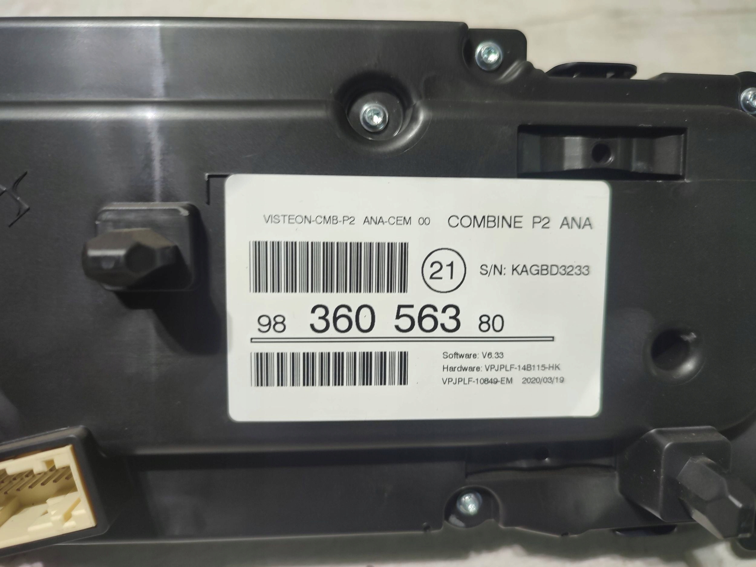 Peugeot 2008 II 2020 dials / Predkosciomierz