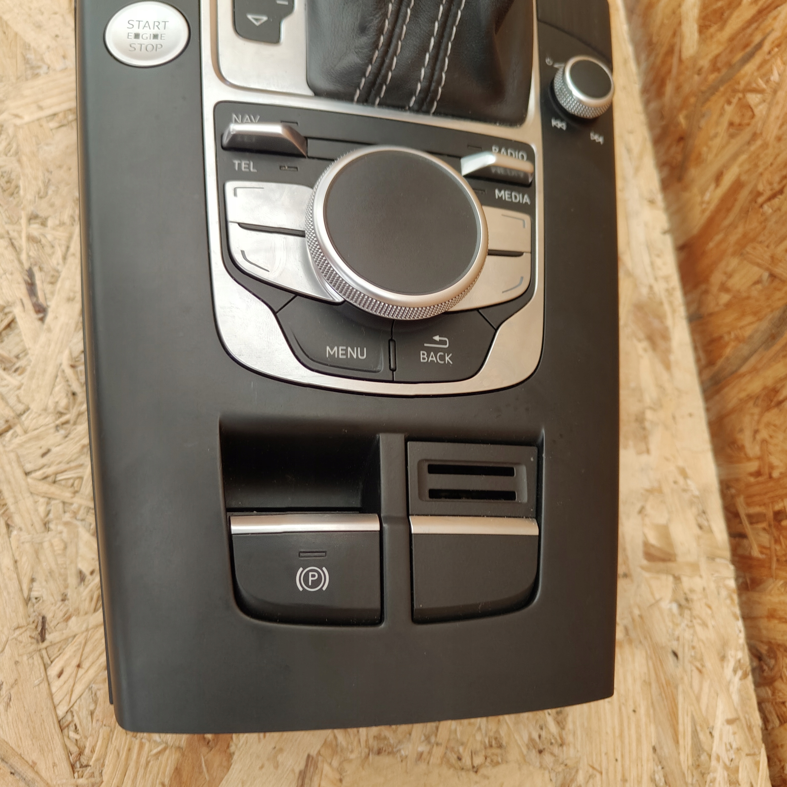 control panel MIMI AUDI A3 8V S LINE 8v1864261C