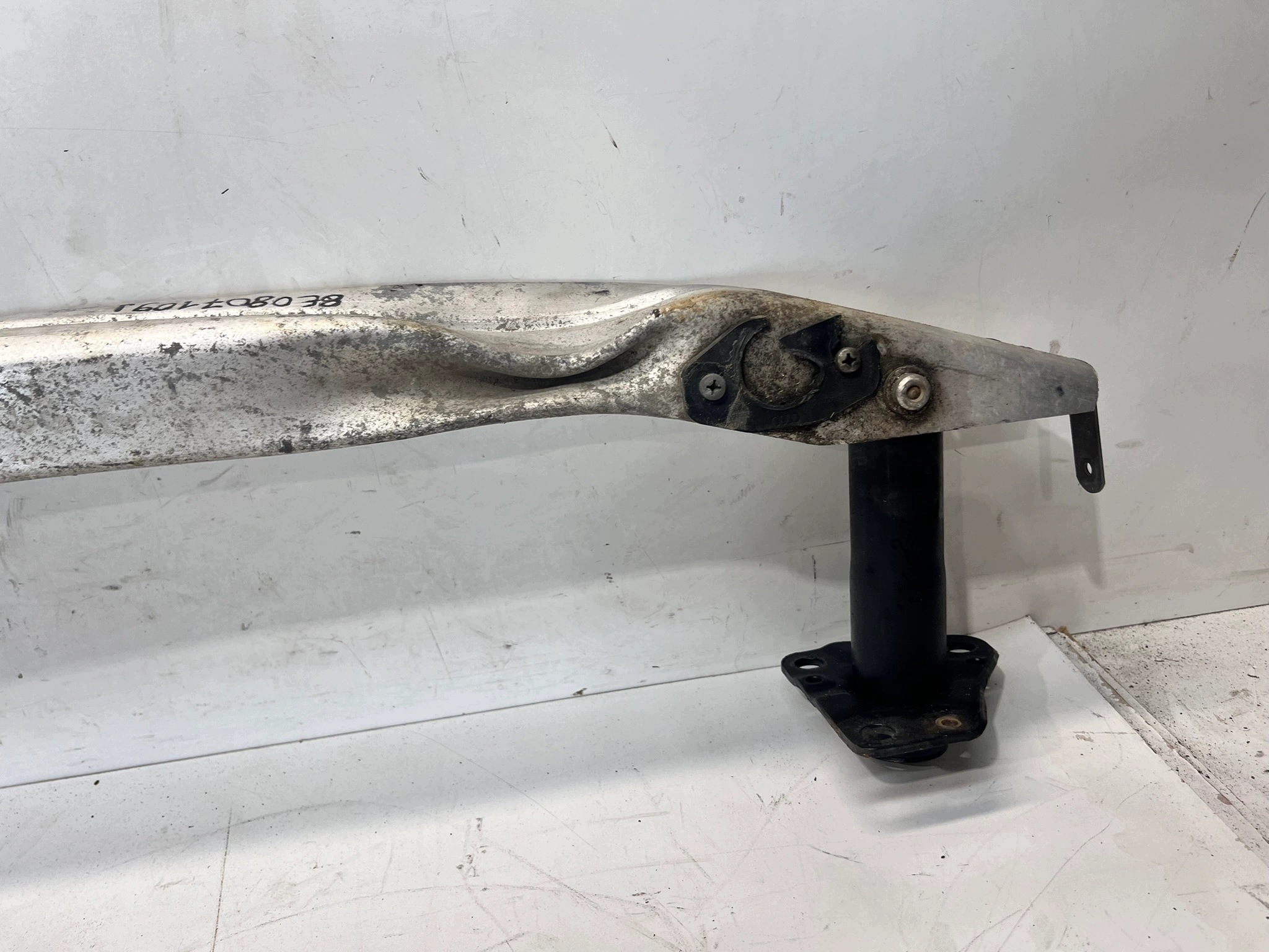 sider below bumper front AUDI A4 B7 8E0807109J 8E0907133C 8E0807134C