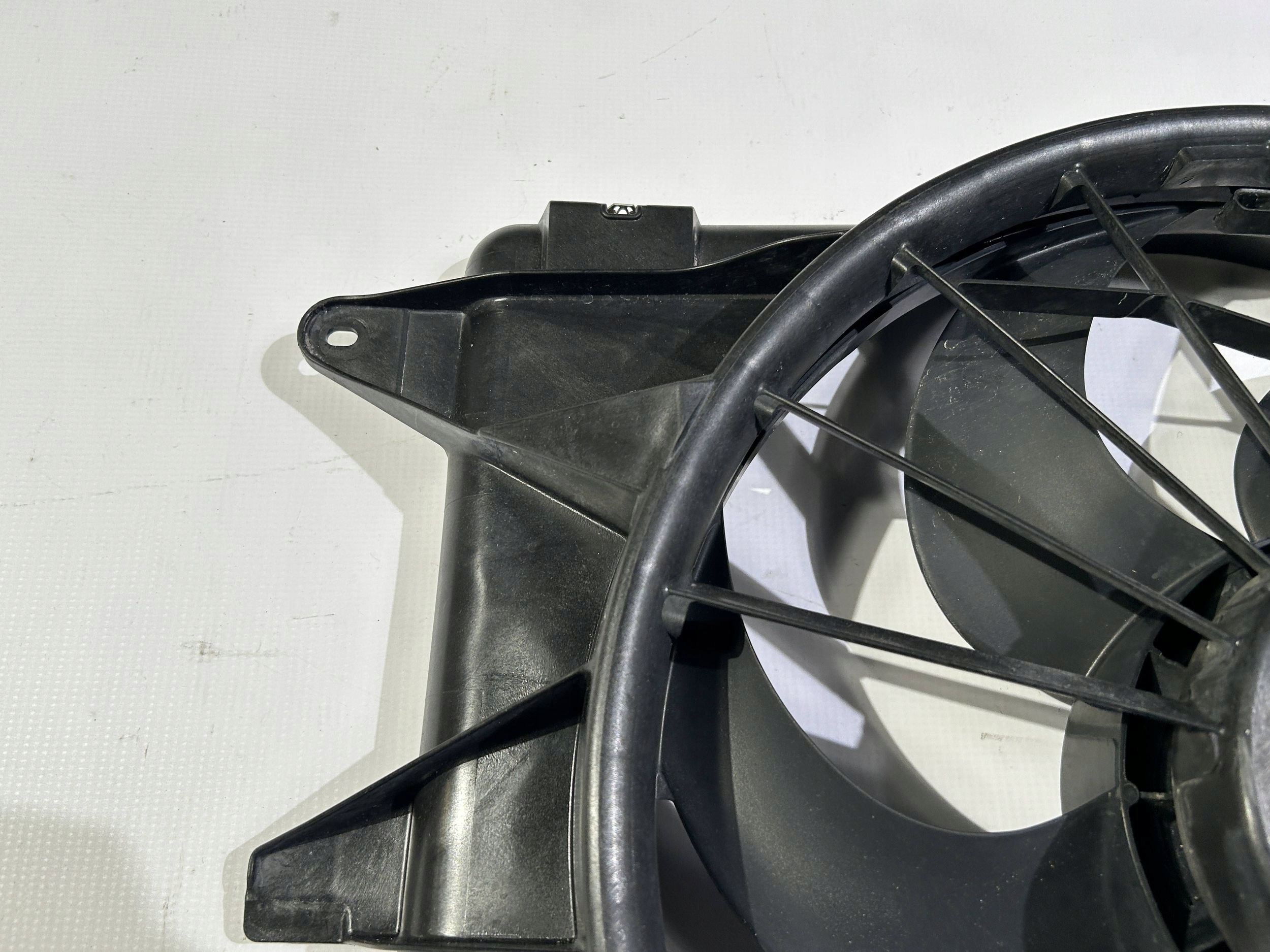 fan heating radiator Ford Mustang V 3.7 5.0 2011r-2014