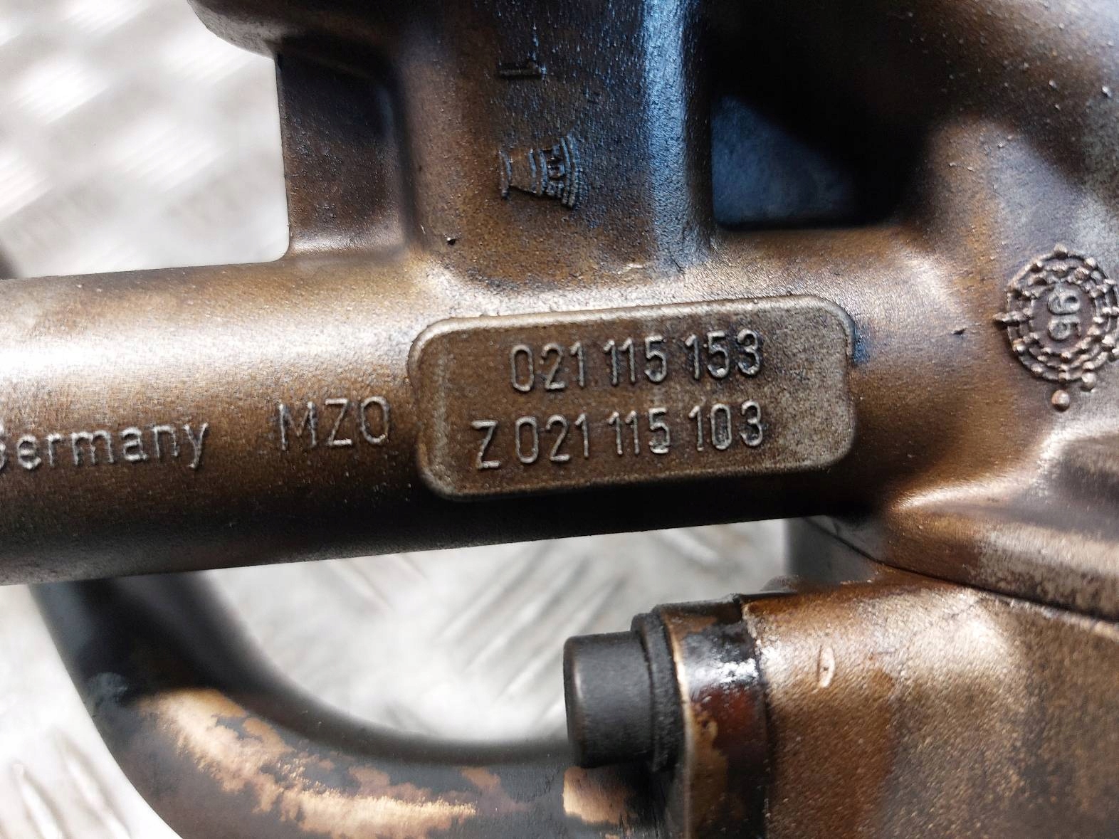 Ölpumpe FORD GALAXY MK1 2.8 V6 021115153