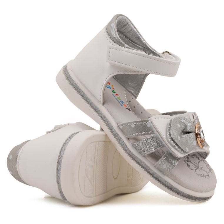 

Sandały dziewczęce wkł. skóra rzepy lekkie srebrne