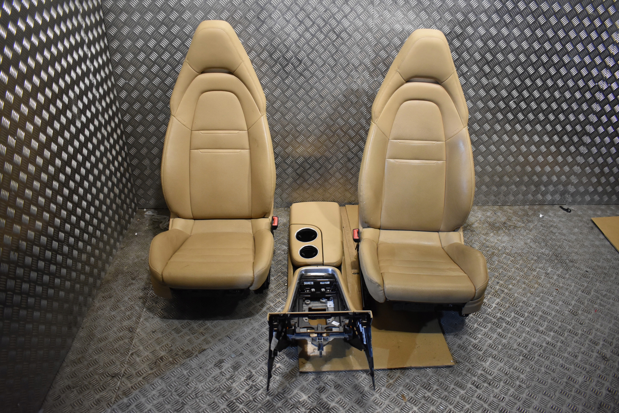 IDEALNE Sitze Seiten Sitz KPL. PORSCHE PANAMERA 971 LUXORY BEIGE 1