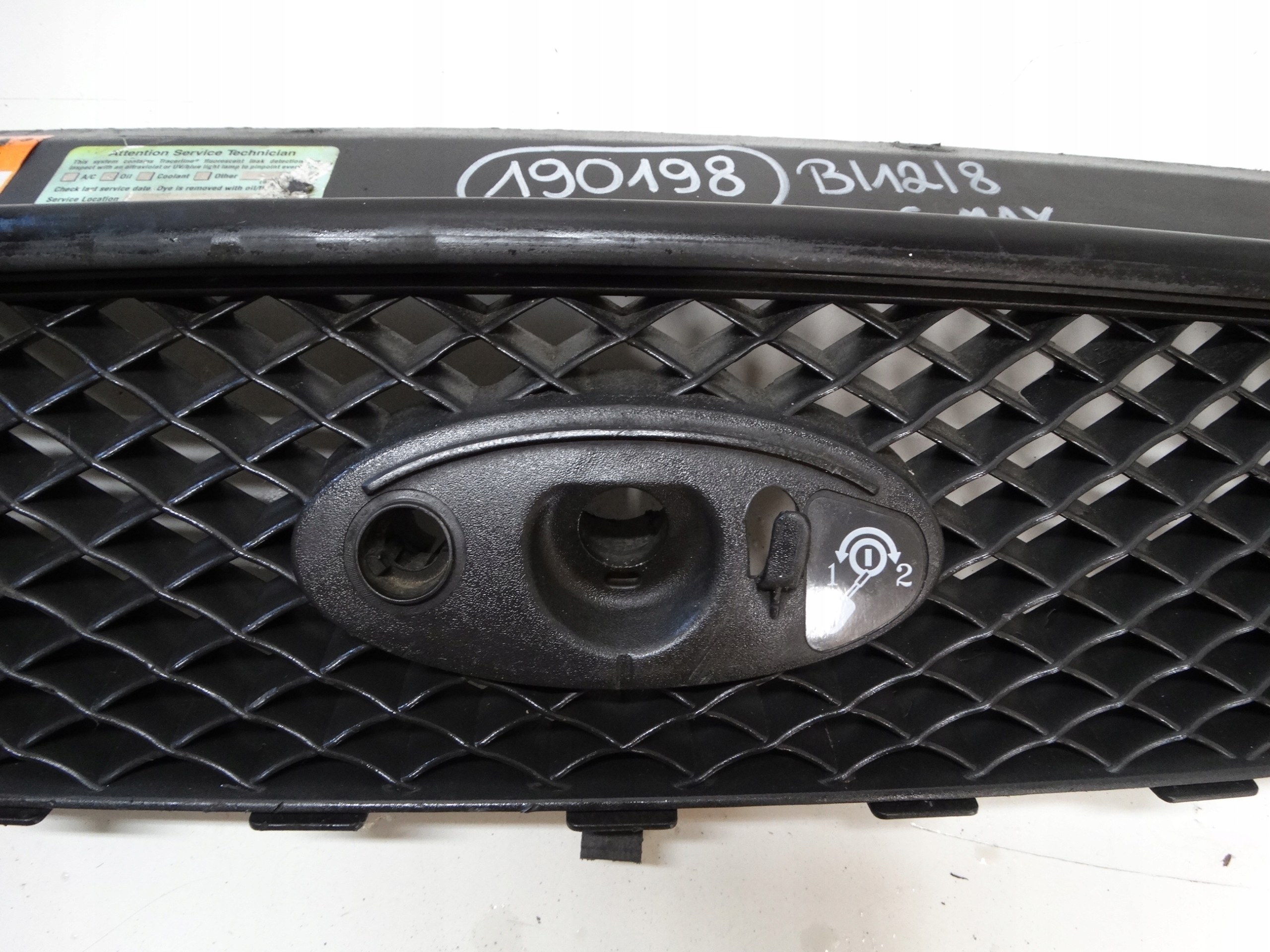 grill grille radiator FORD C-MAX 3M51-R8138