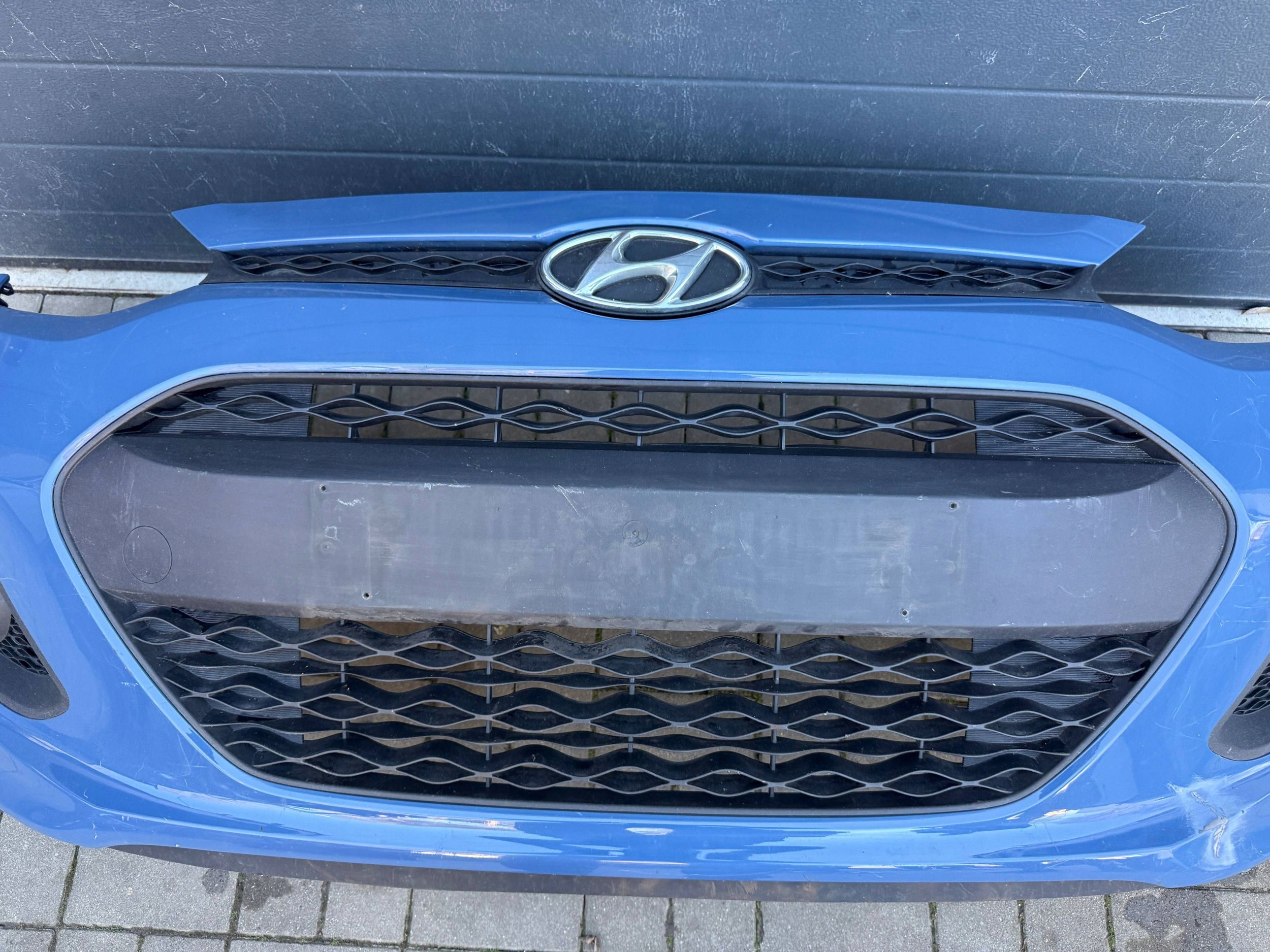 Hyundai i10 13- bumper front front
