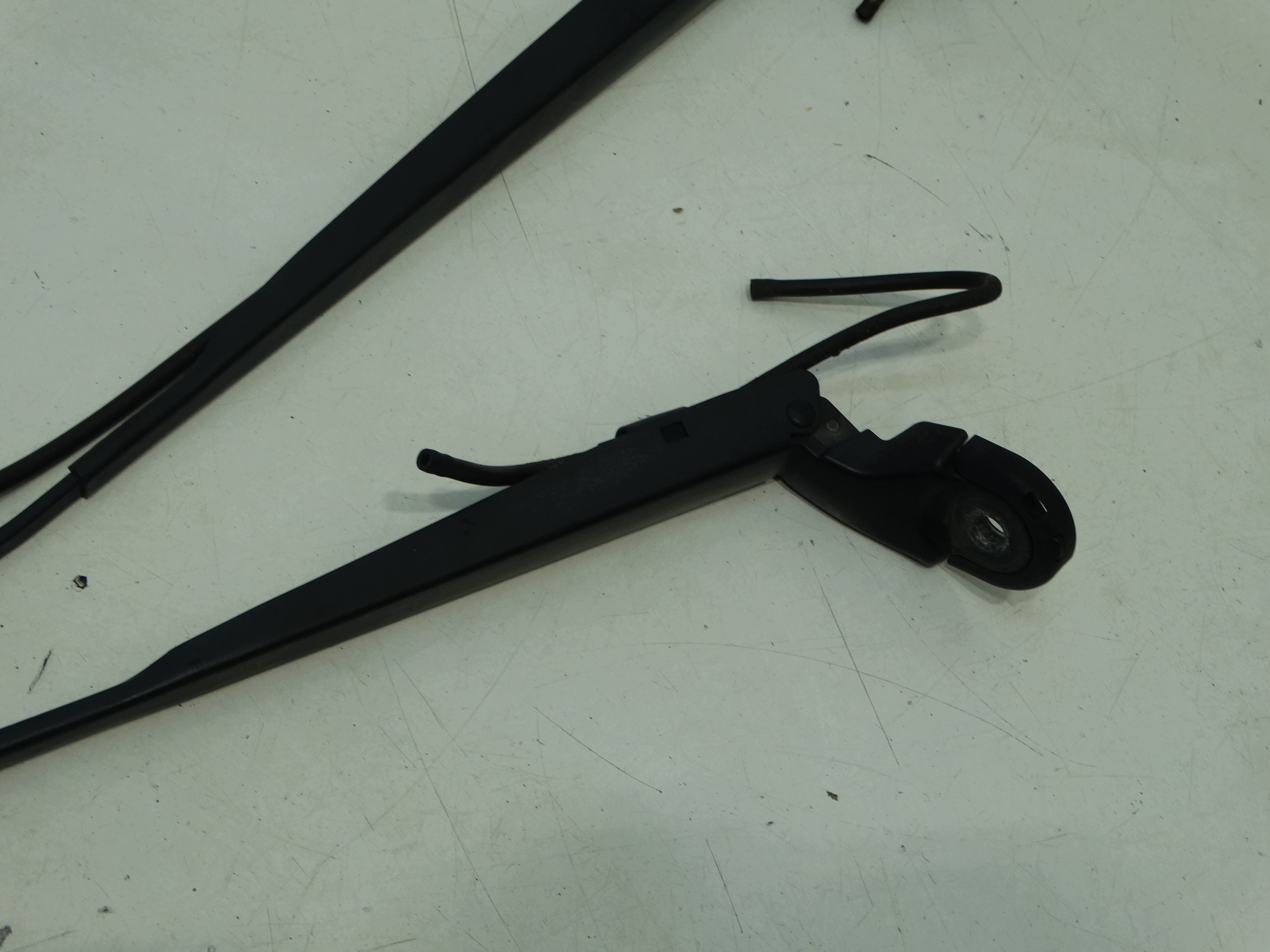 wiper arms front CITROEN C4 CACTUS 2016R.