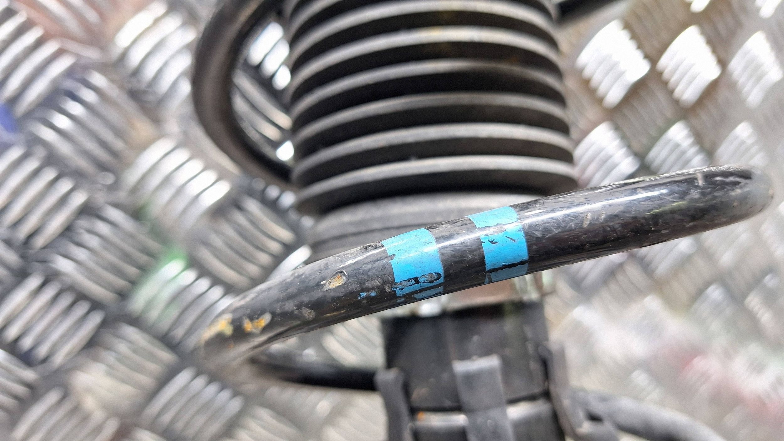 swing shock absorber left front 5WA407255 LEON IV GOLF VIII A3 8Y 1.5 TSI