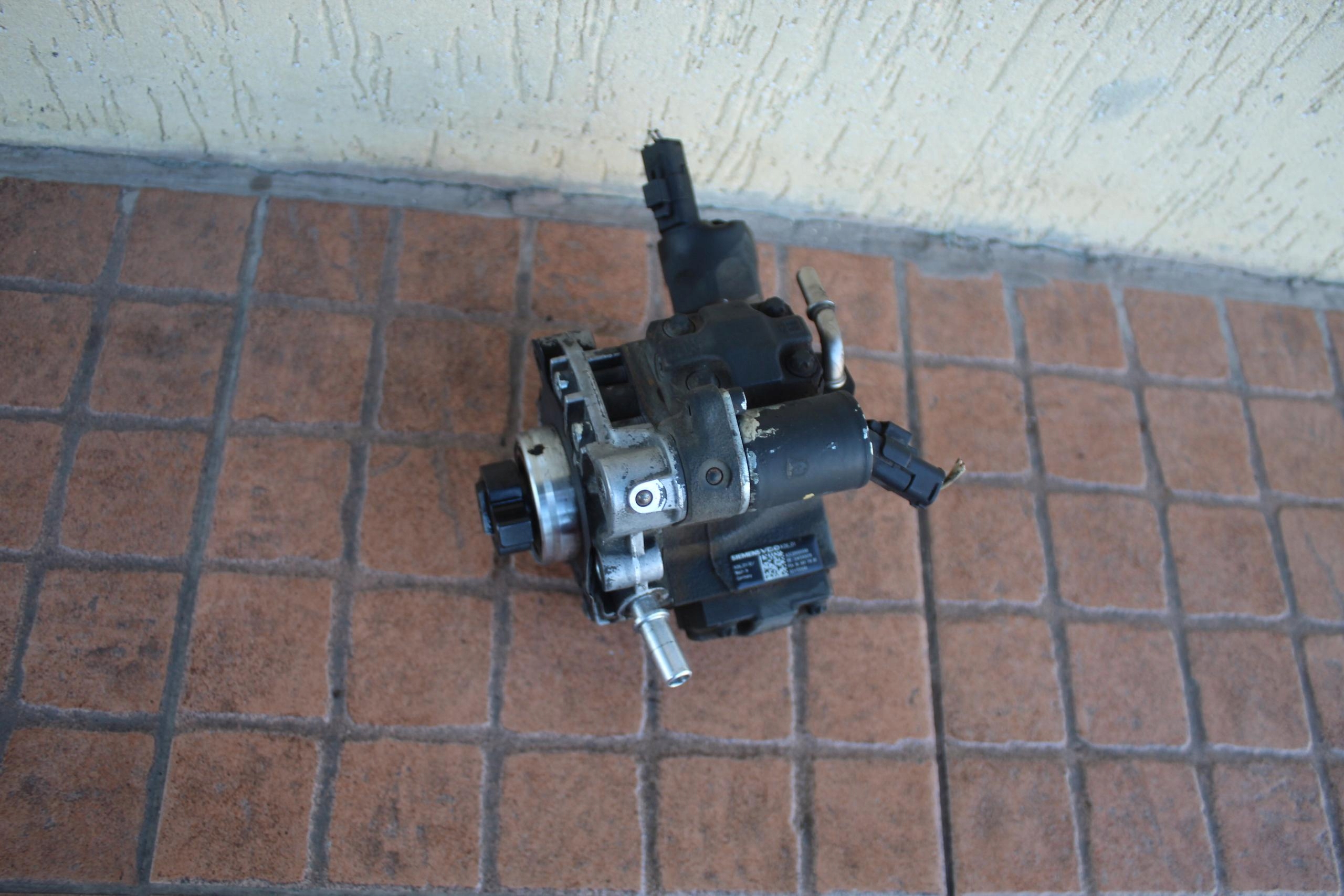 Peugeot OE 9654091880 ТНВД