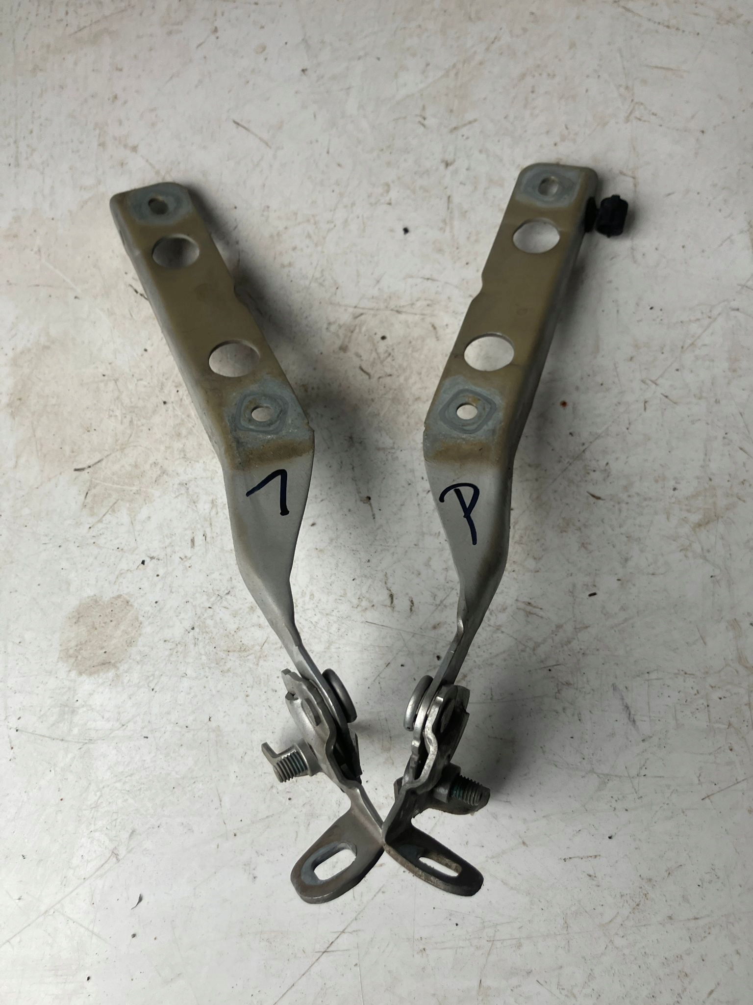 bonnet hinges CITROEN C4 PICASSO II EZR EZRC right left #27