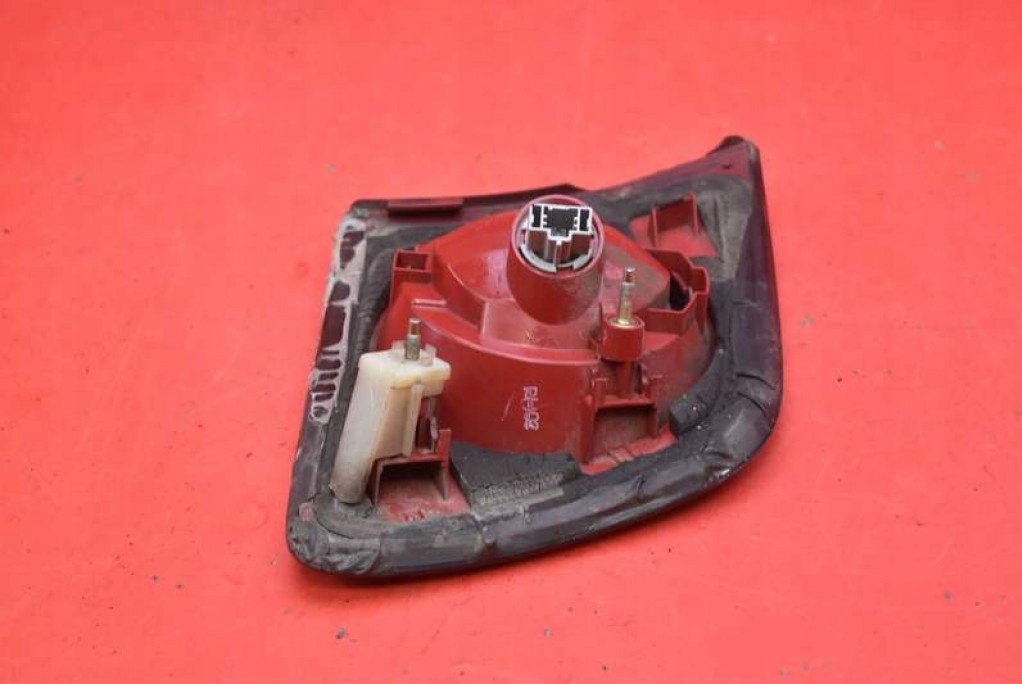 light right rear part rear MAZDA 3 1 and BK sedan 03-06