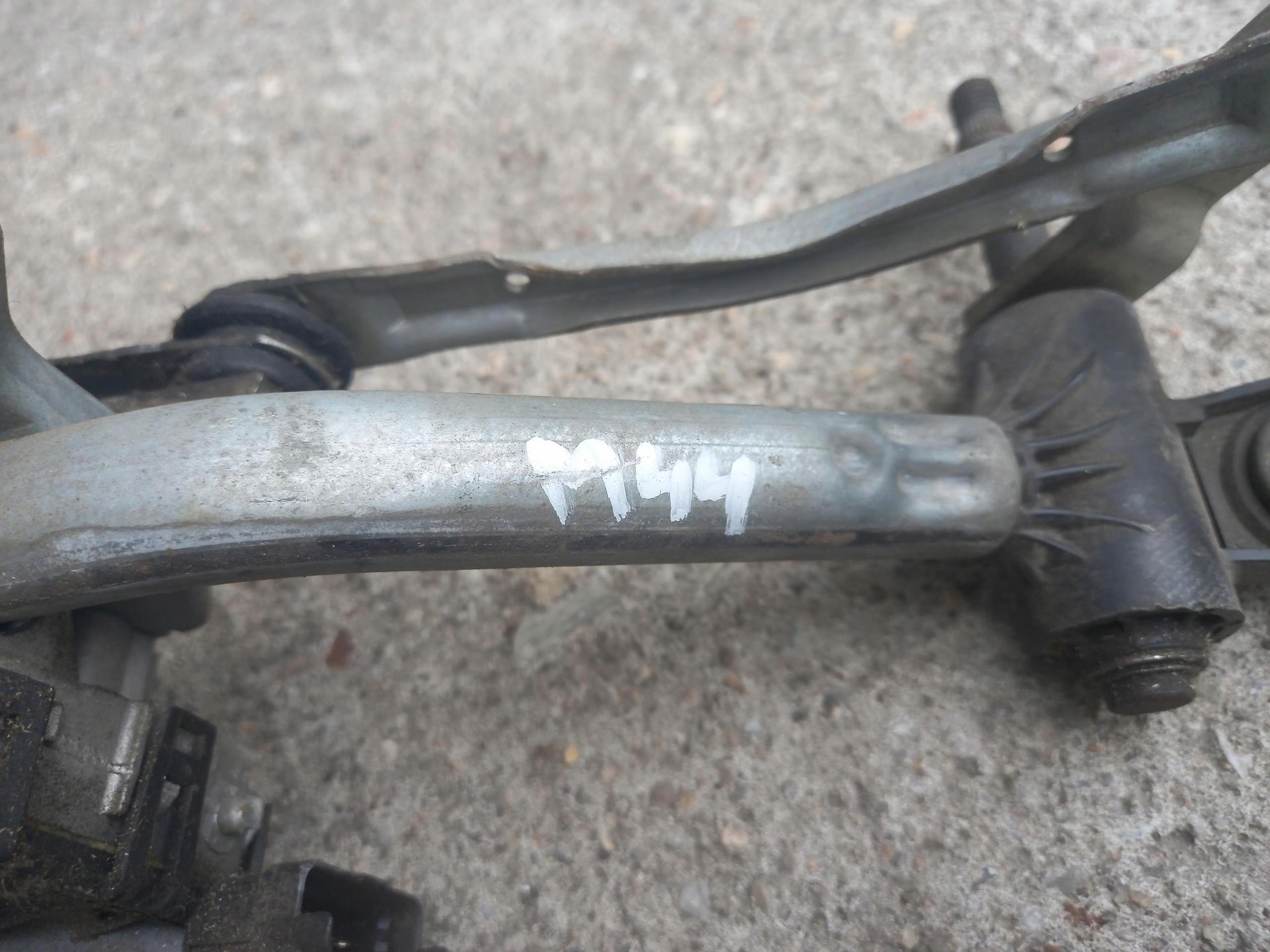 wiper mechanism front RENAULT TWINGO II EU