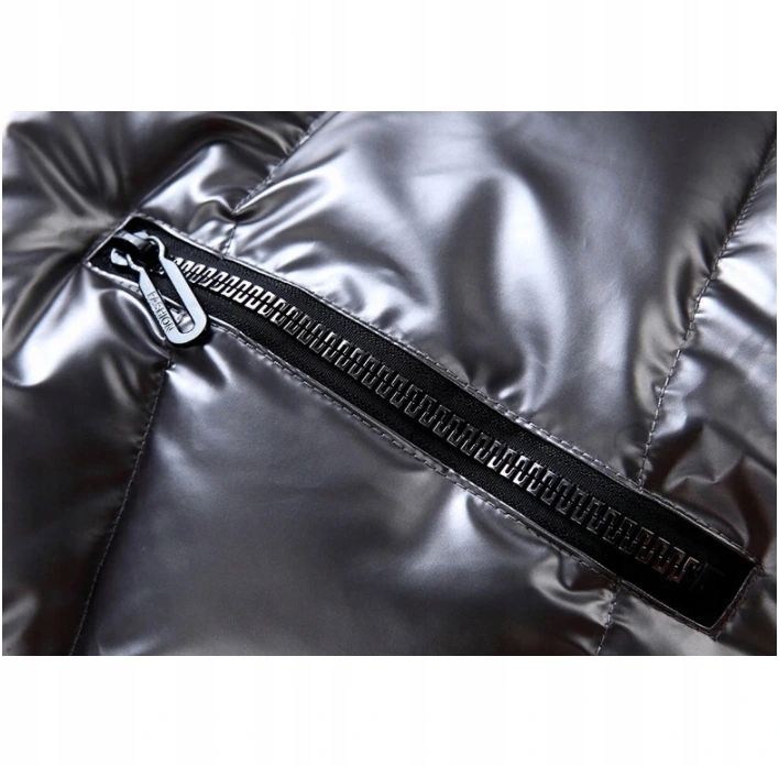 Безрукавка блестящий металлический жилет капюшон цвет черный многоцветный