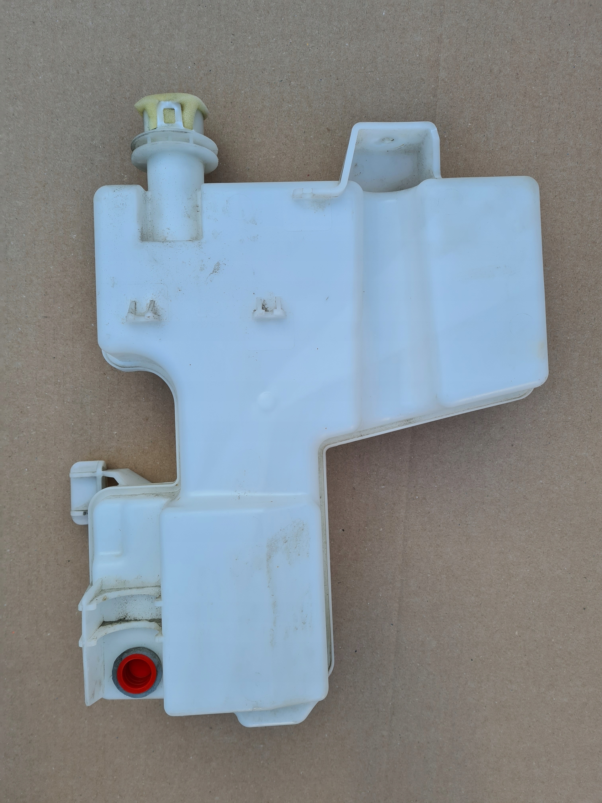 289105773R 93867990 - БАЧОК ОМЫВАТЕЛЯ TRAFIC TALENTO VIVARO