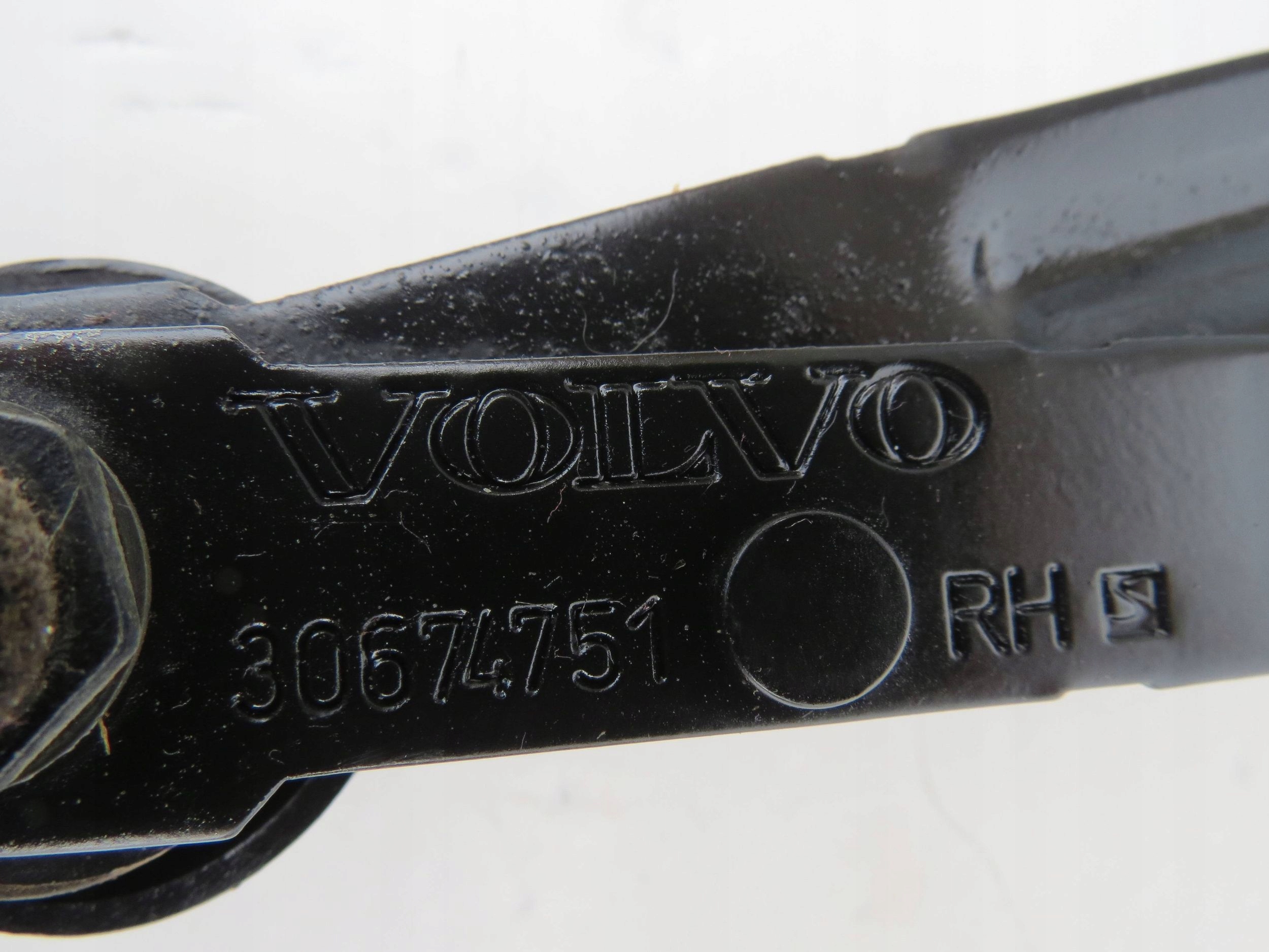 hinge hinges bonnet DOLNEJ BURTY KOMPLET VOLVO XC90 30674751
