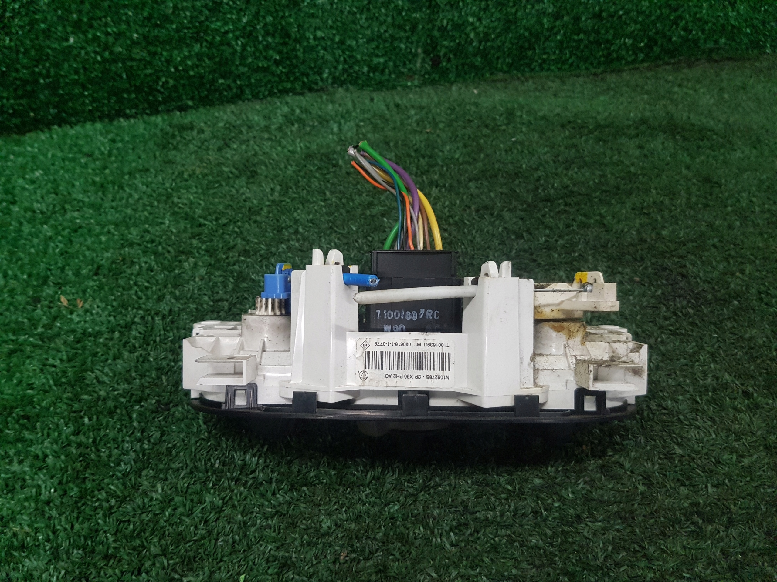 control panel air conditioning devices DACIA SANDERO N106278B