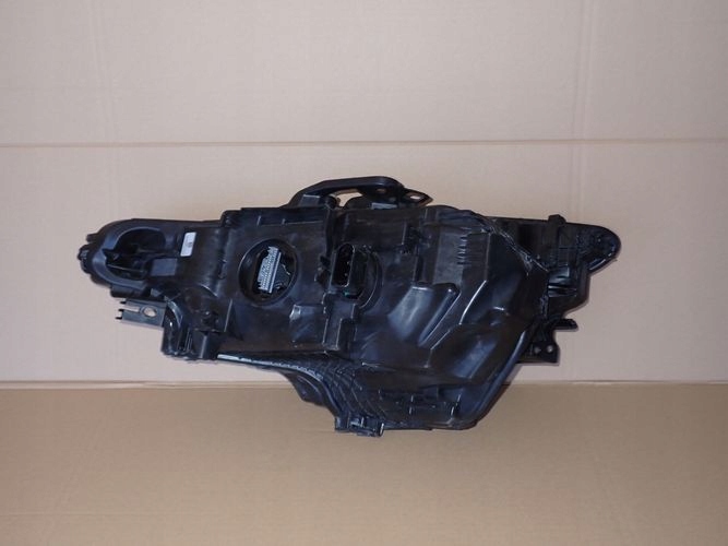 VOLVO POLESTAR II reflektor right light right 31698071
