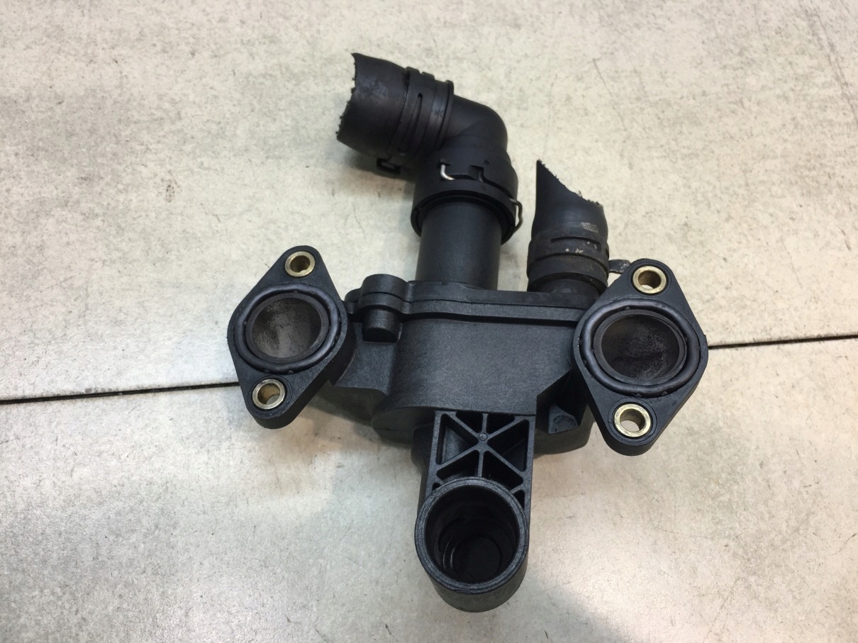 csomag TERMOSTATU DISCOVERY III 2.7 TD 4H2Q8592BF