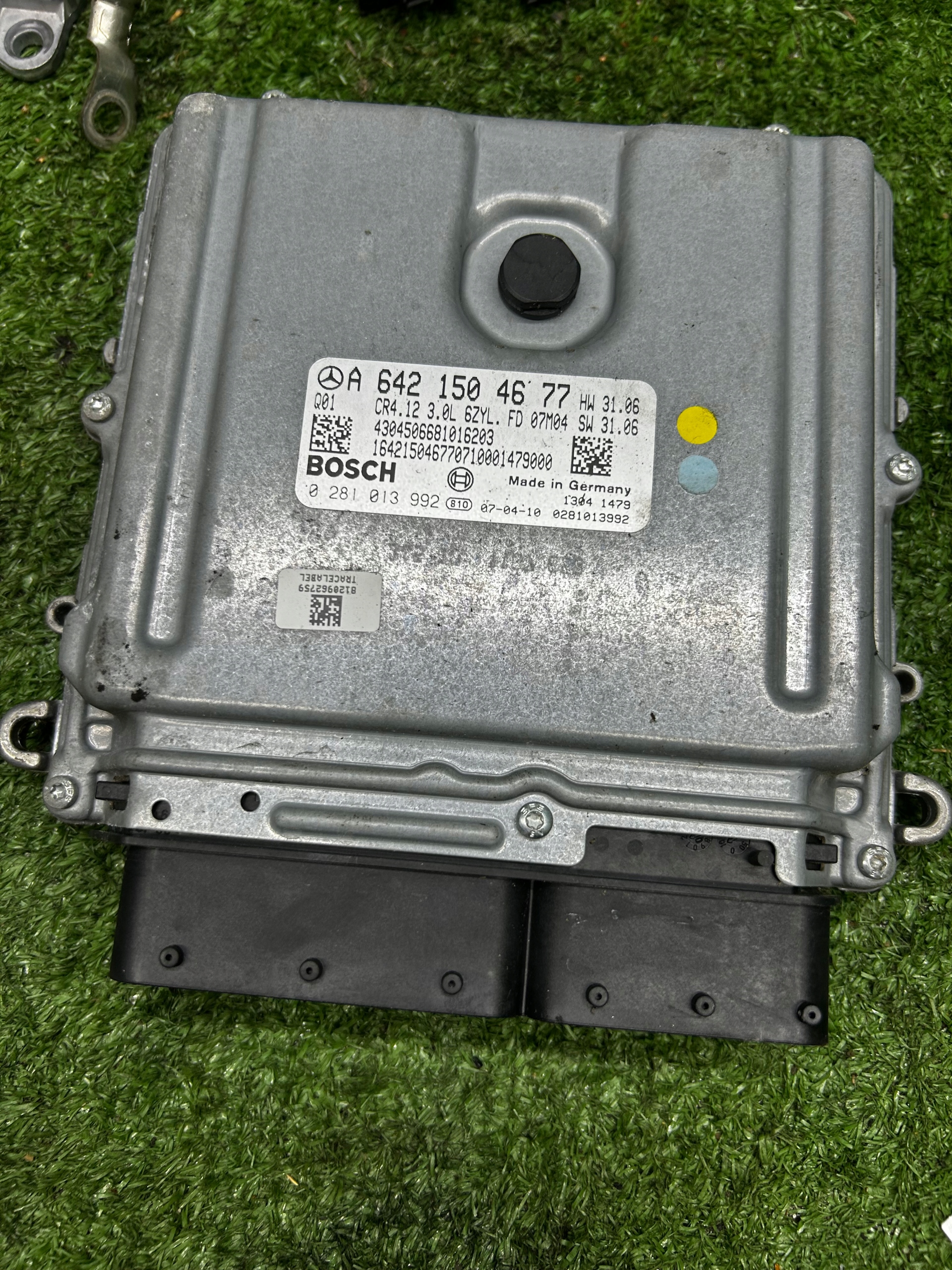 KOMPUTER SILNIKA MERCEDES W211 3.0 CDI A6421504677