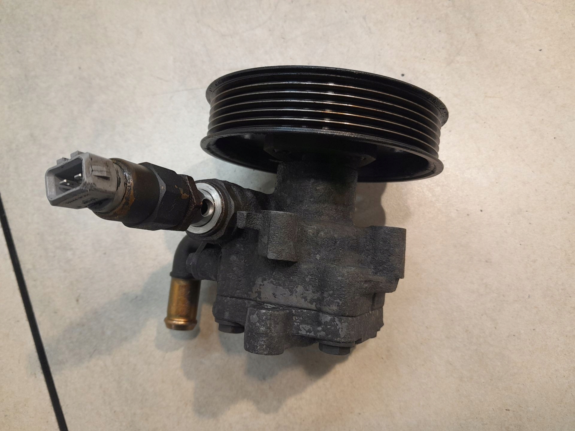 Pompa servosterzo SKODA OCTAVIA e 1.6 038145255A