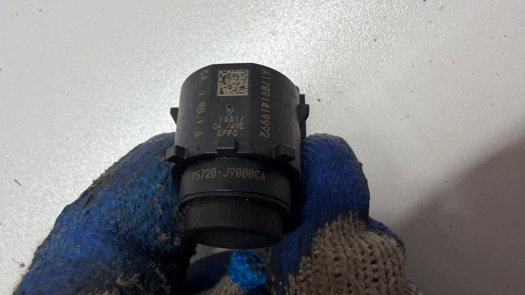 HYUNDAI KONA Sensor SENSOR PDC Parken 17-23 95720-J9000 CA