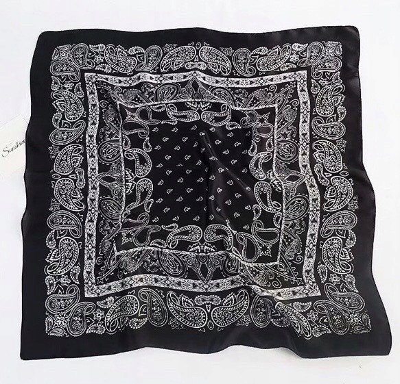 APASZKA GAWROSZKA BANDANA MALA CHUSTA czarna 70/70 Rodzaj apaszka