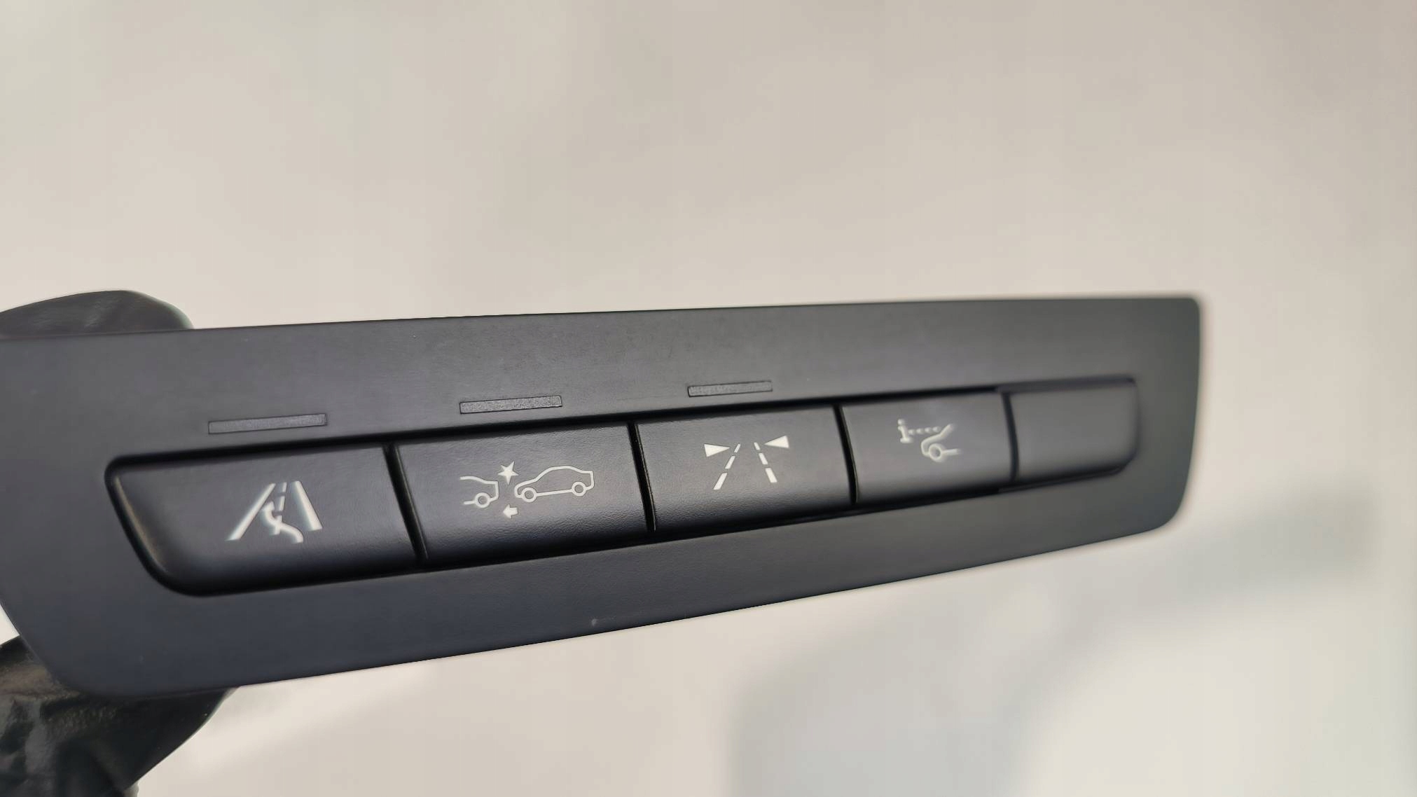 button 9220039 BMW 750I L 7 F01