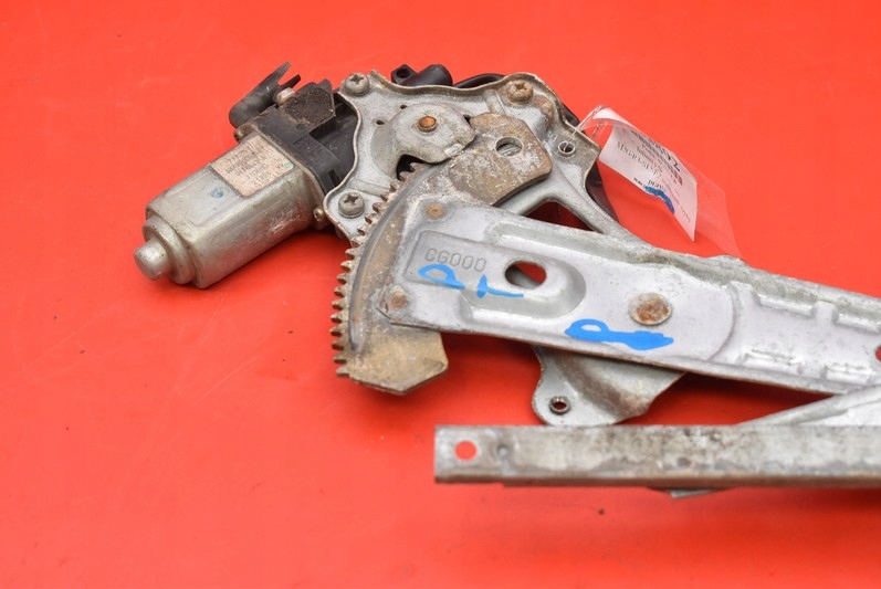 window regulator right rear part INFINITI FX 1 and 02-06