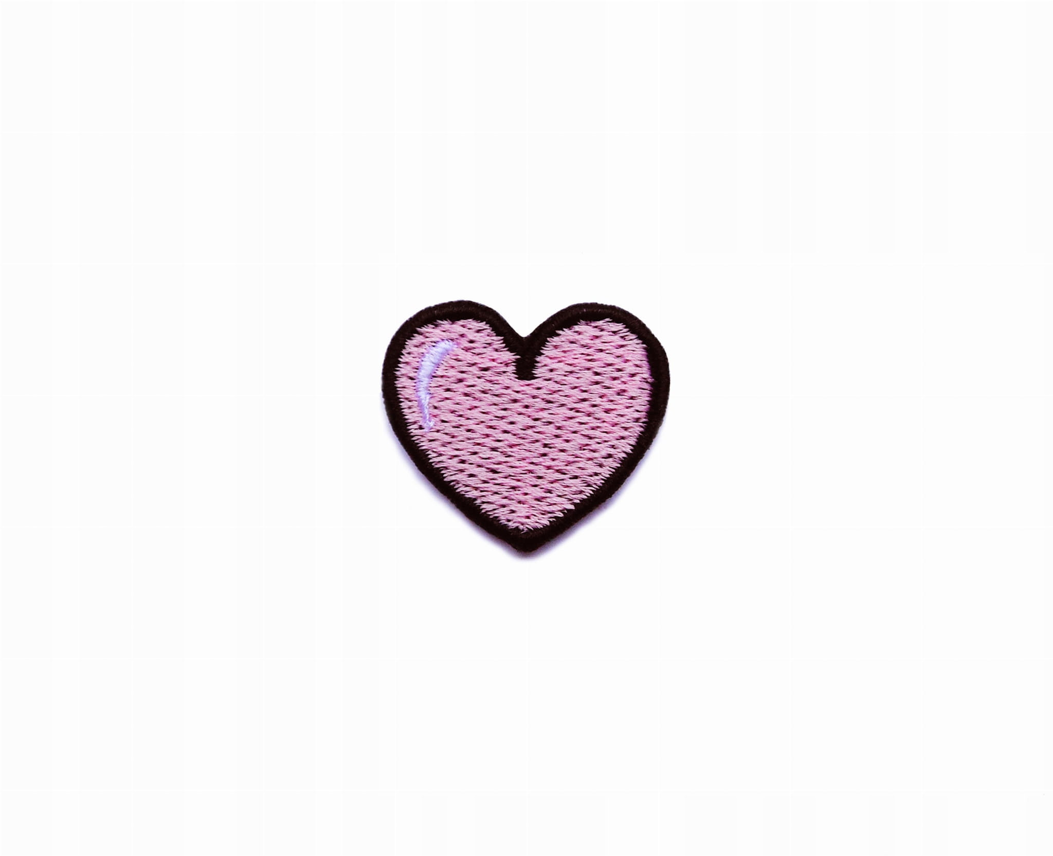 

Naszywka haftowana małe różowe serce