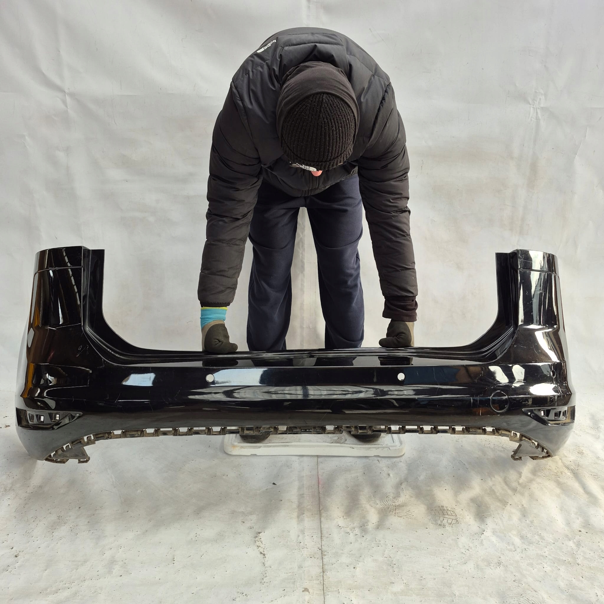 VW TOURAN II 2 15-26 bumper rear part rear 4XPDC