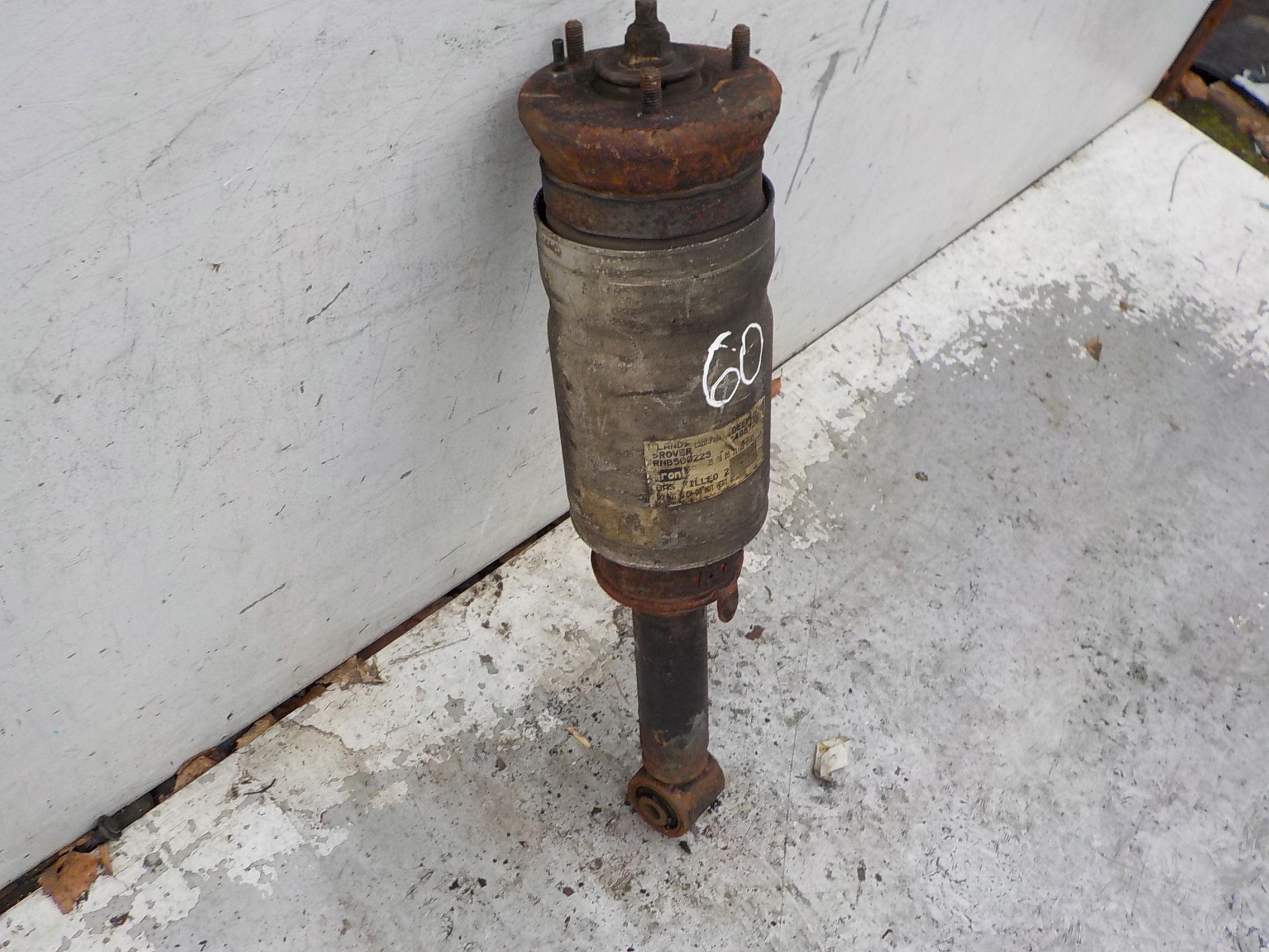 60 RANGE ROVER L320 MIECH shock absorber right front