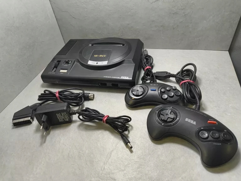 KONSOLA SEGA MEGA DRIVE 16 BIT