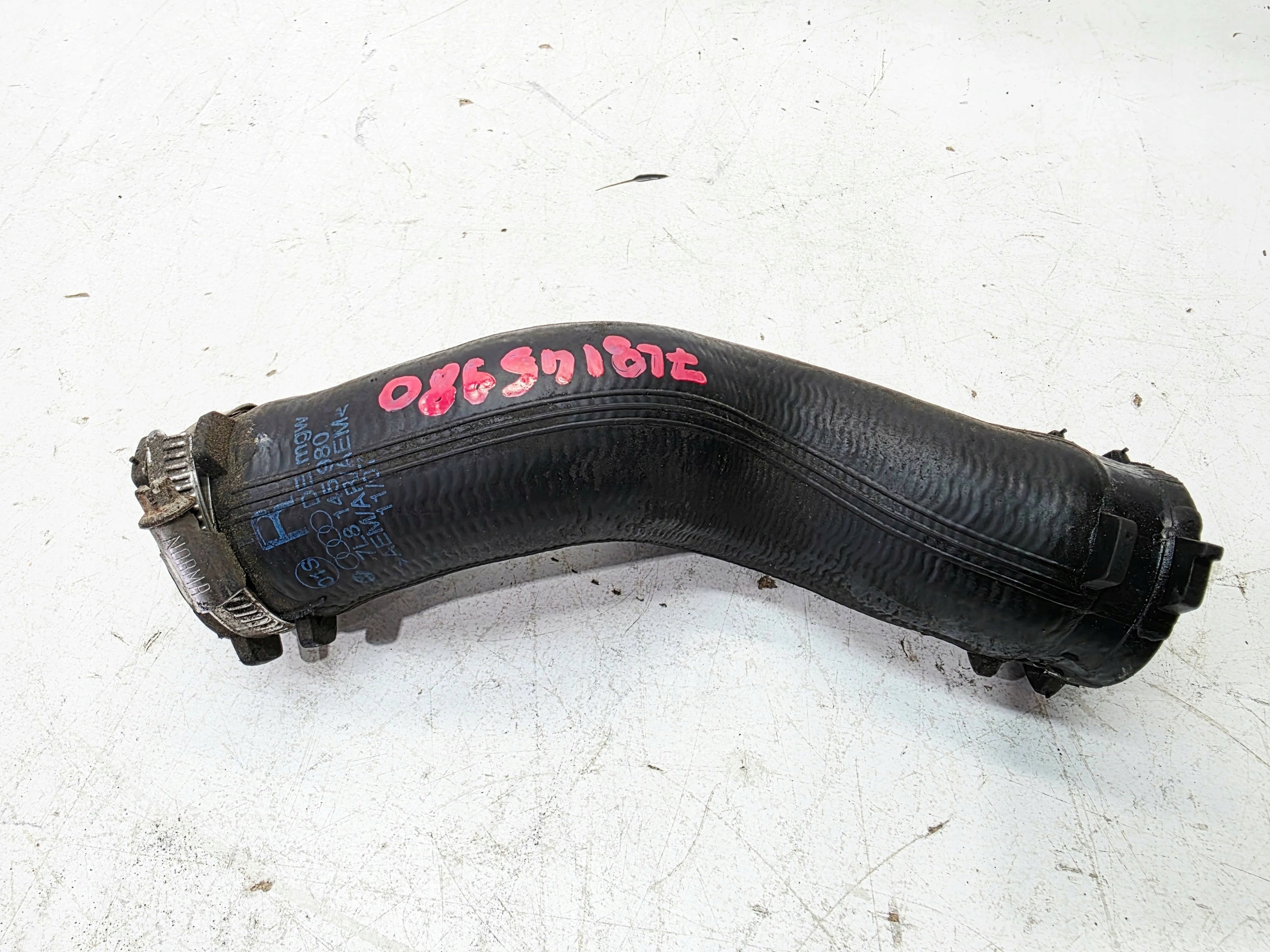 trouba hadice intercoolera AUDI Q7 4L 4.2 TDI 7L8145980