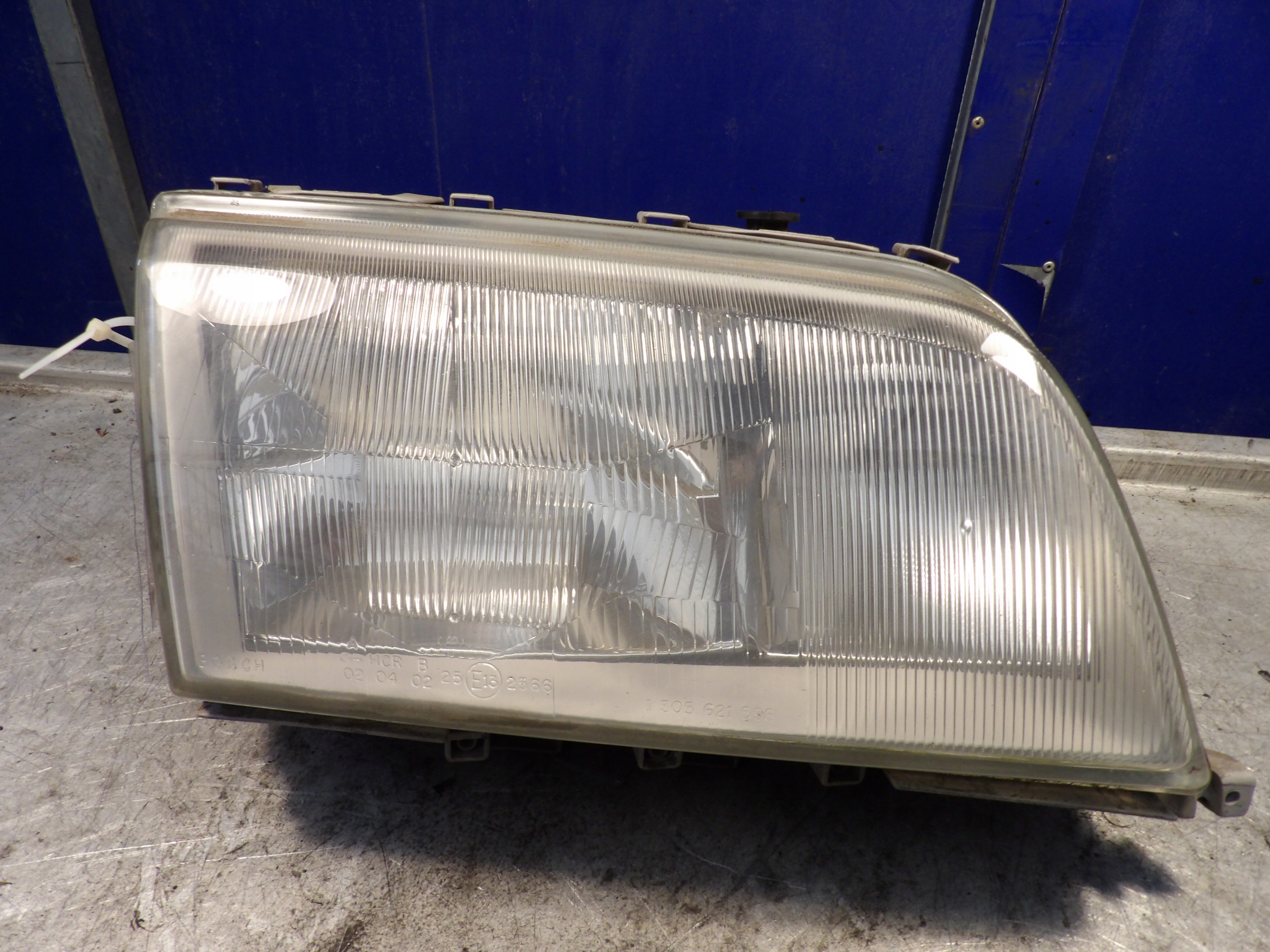 Mercedes C klasa W202 light front right 0301036202