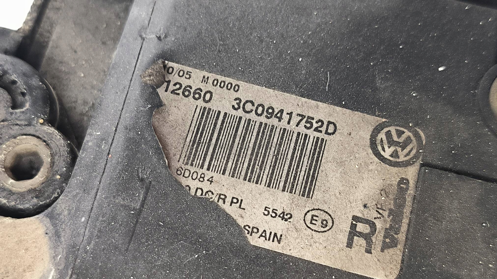 light right front BIXENON EU 3C0941752D VOLKSWAGEN PASSAT B6