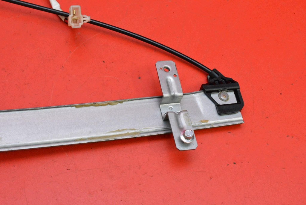 window regulator right rear part A00076786 BAIC BEIJING X3 LIFT 19