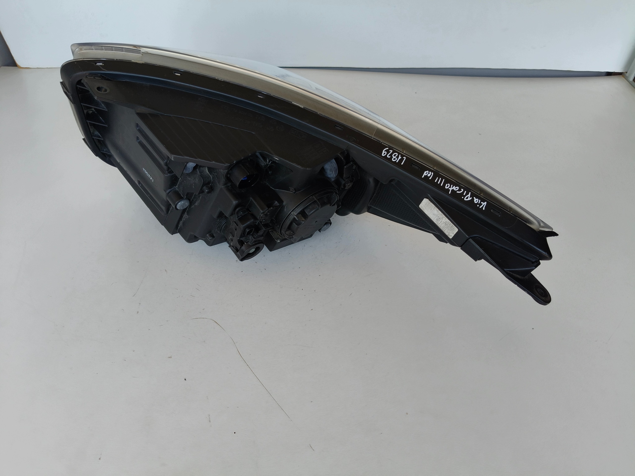 light right REFLEKTOR KIA PICANTO III 17- LED