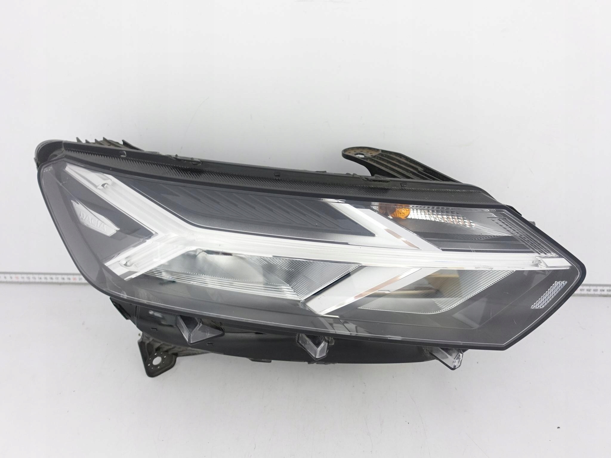 DACIA SANDERO LOGAN 3 III JOGGER 20-23 light FULL LED right front EUROPA