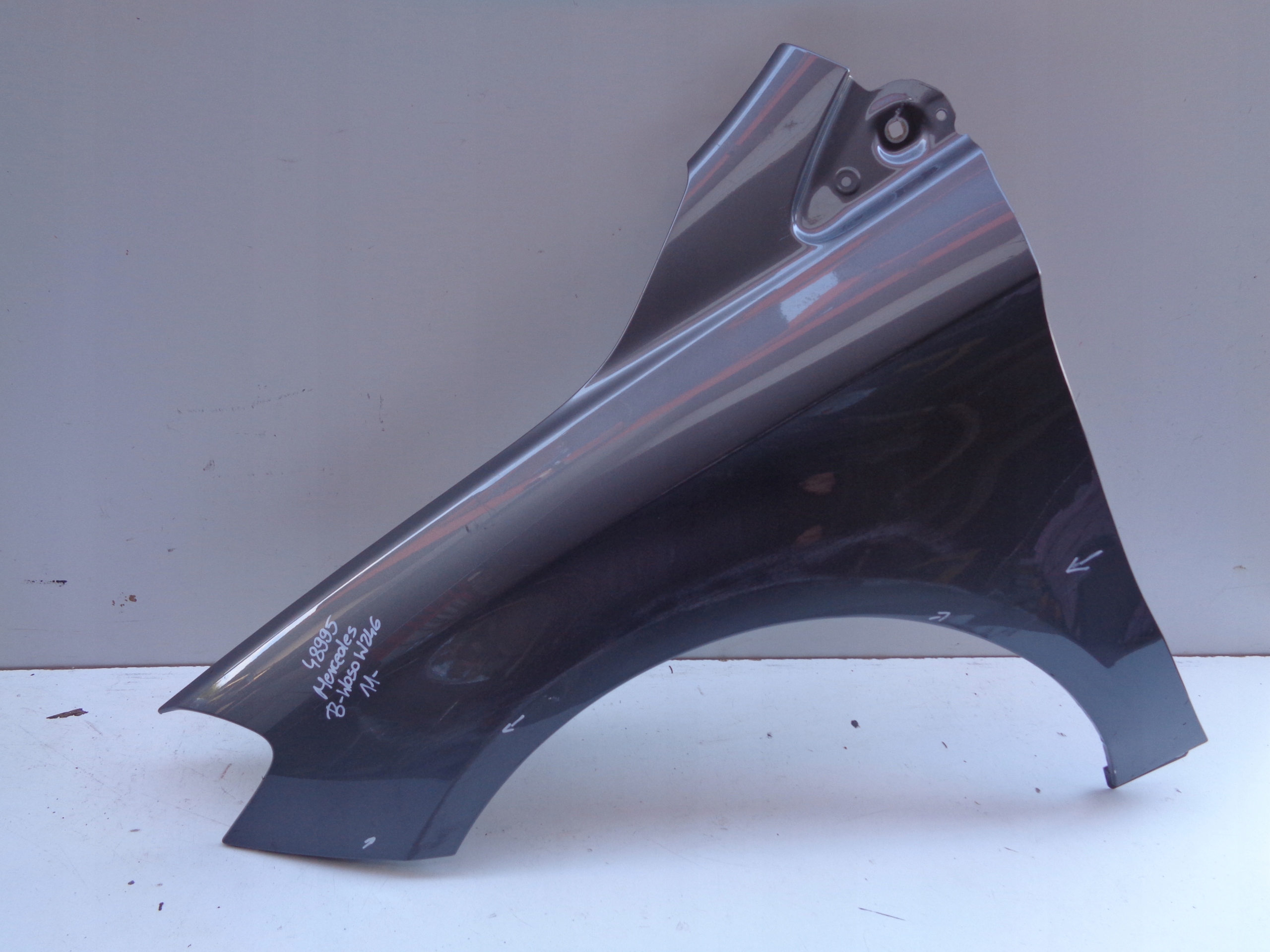 fender left front MERCEDES B-KLASA W246 11- NR 48995
