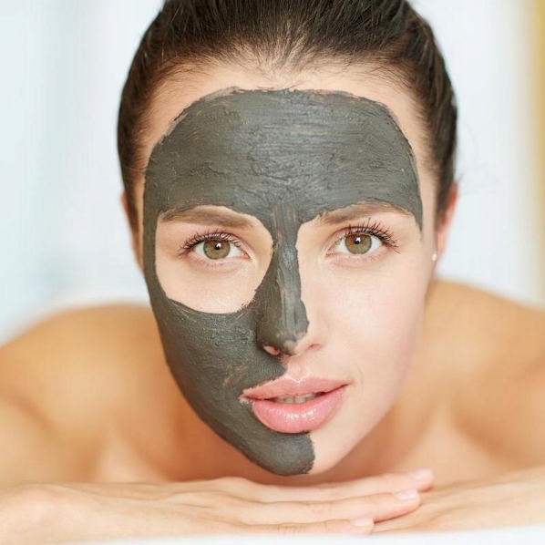 DOUGLAS SILIKONOWY PĘDZELEK DO MASECZEK MASK BRUSH Marka Douglas