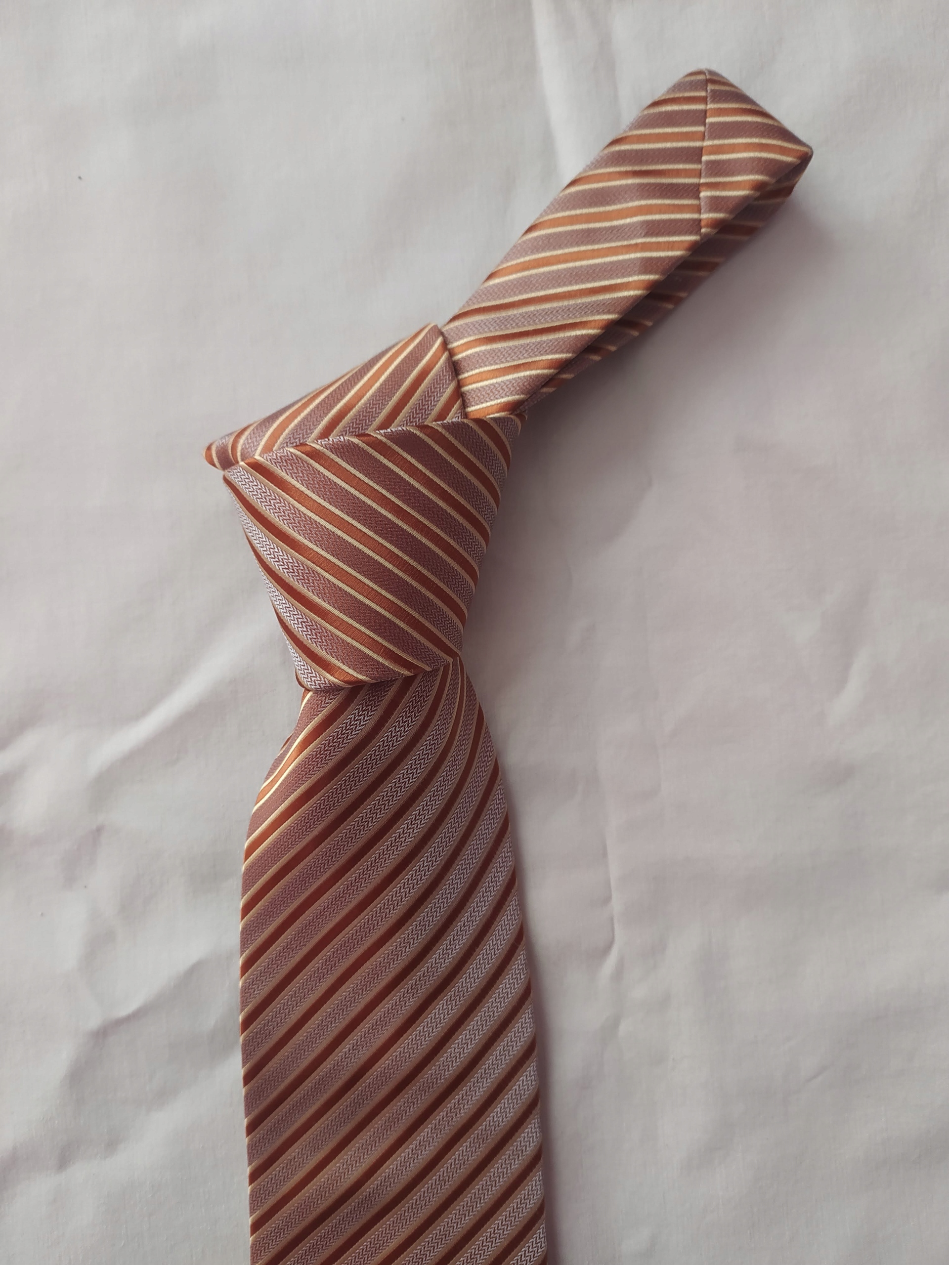 WYPRZEDAŻ ELEGANCKI KRAWAT DOBRA JAKOŚĆ