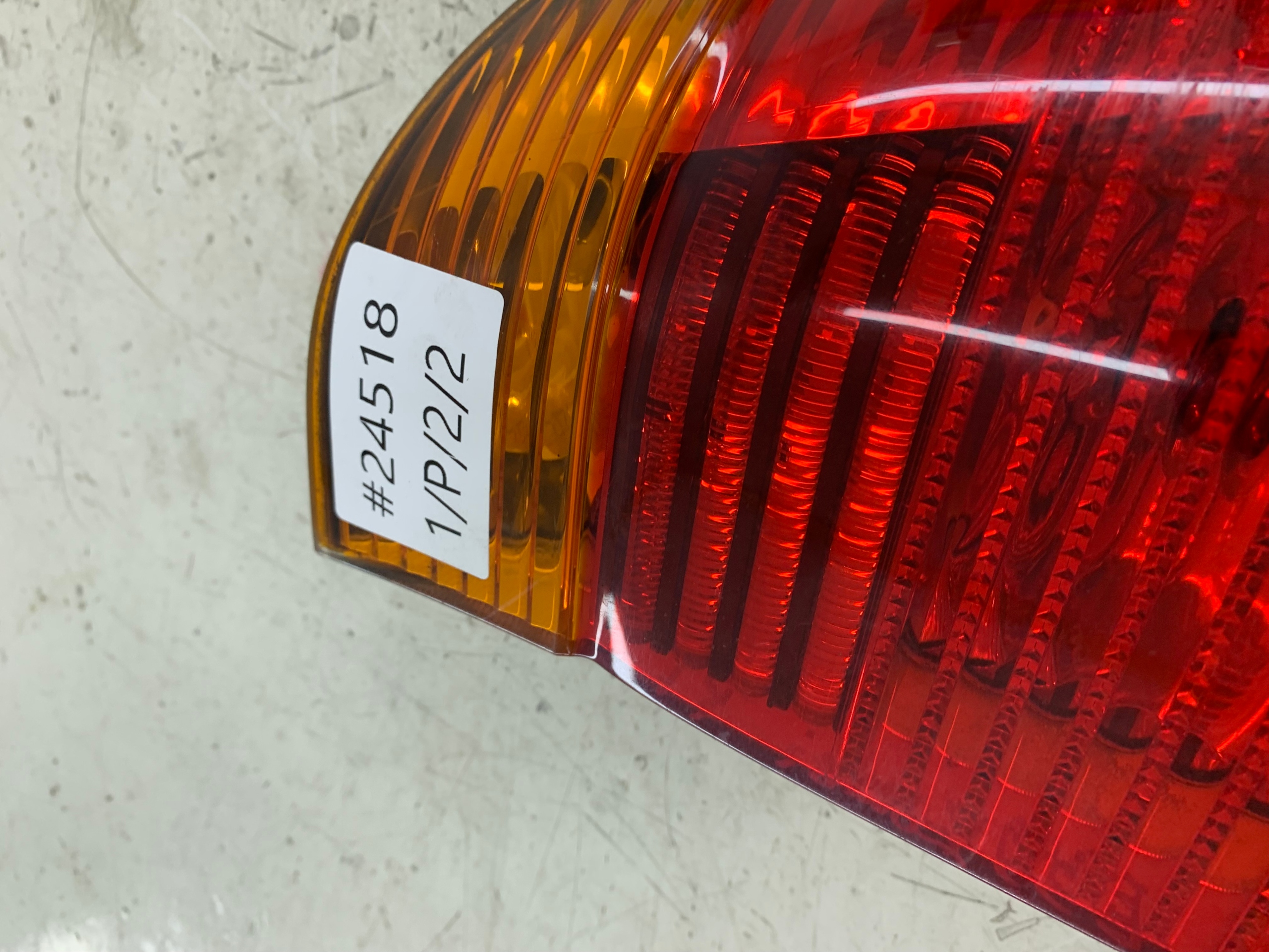 BMW E39 KOMBI TOURING light right rear part 6900214
