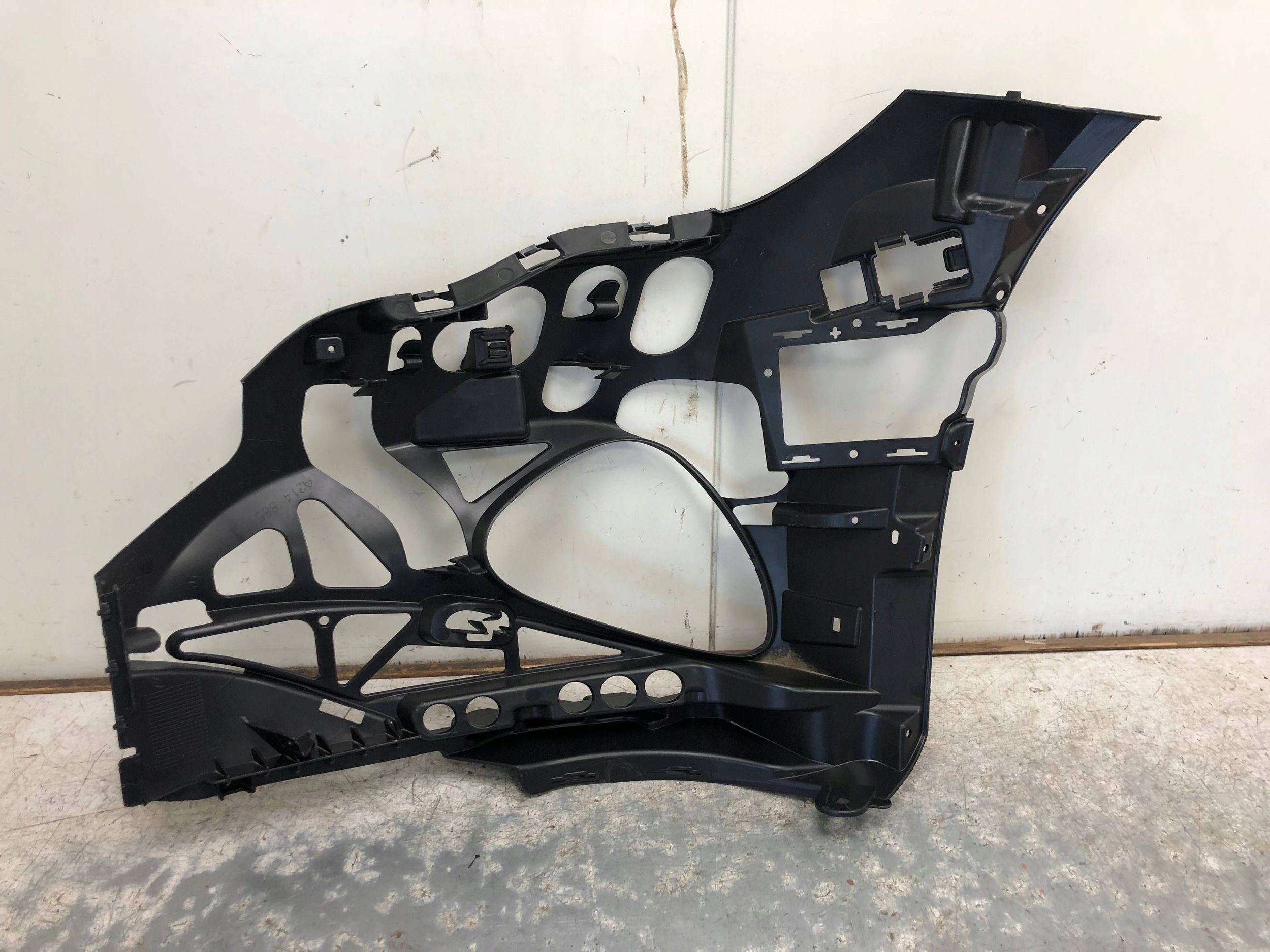 bumper bracket right front MERCEDES GT W214 A2148850500